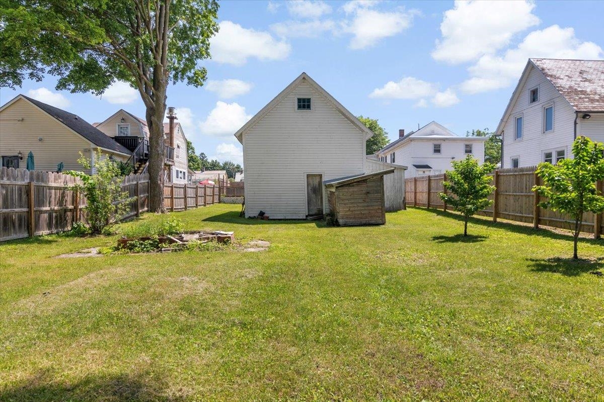 226 North Street Property Photo 31