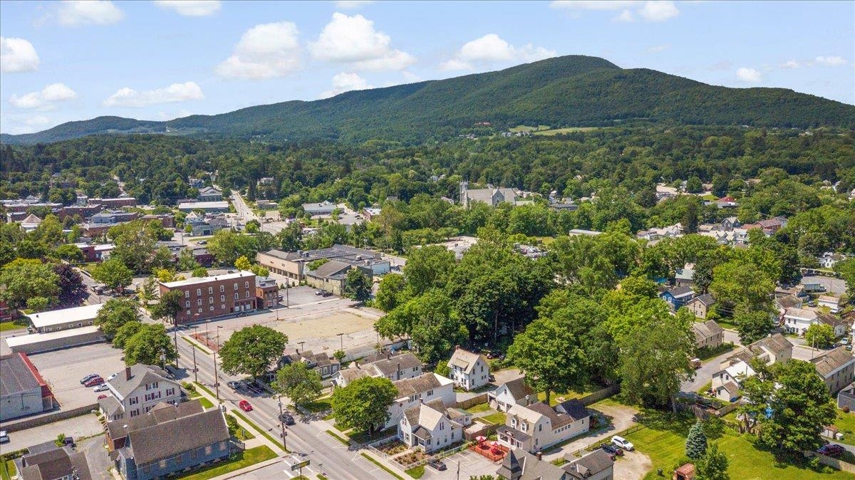 226 North Street Property Photo 37