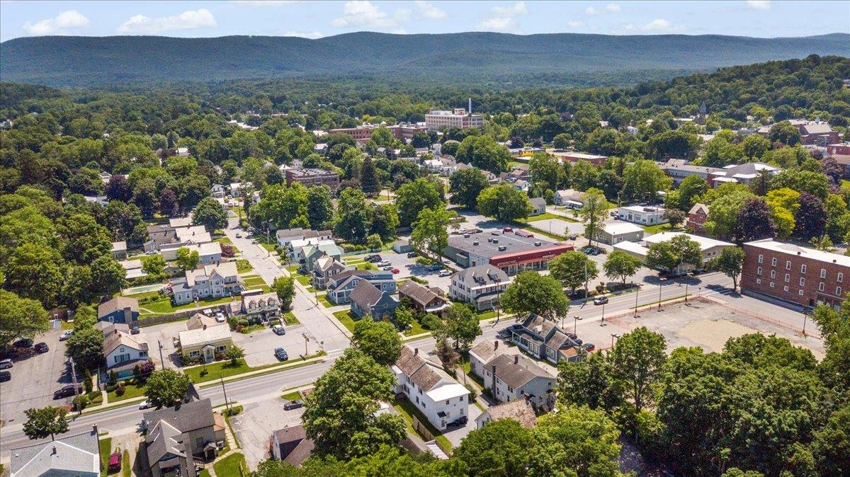 226 North Street Property Photo 40