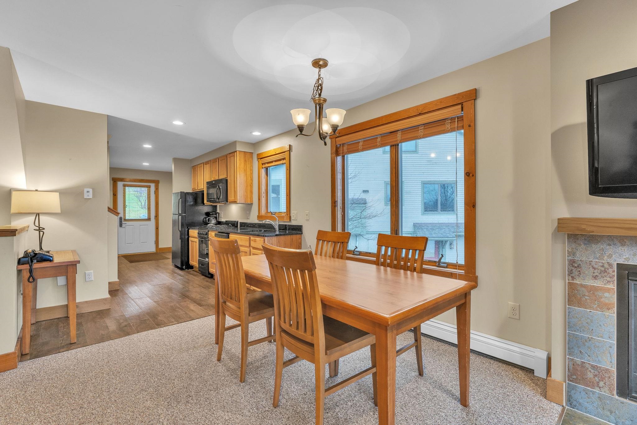19 White Pine Drive Property Photo 4