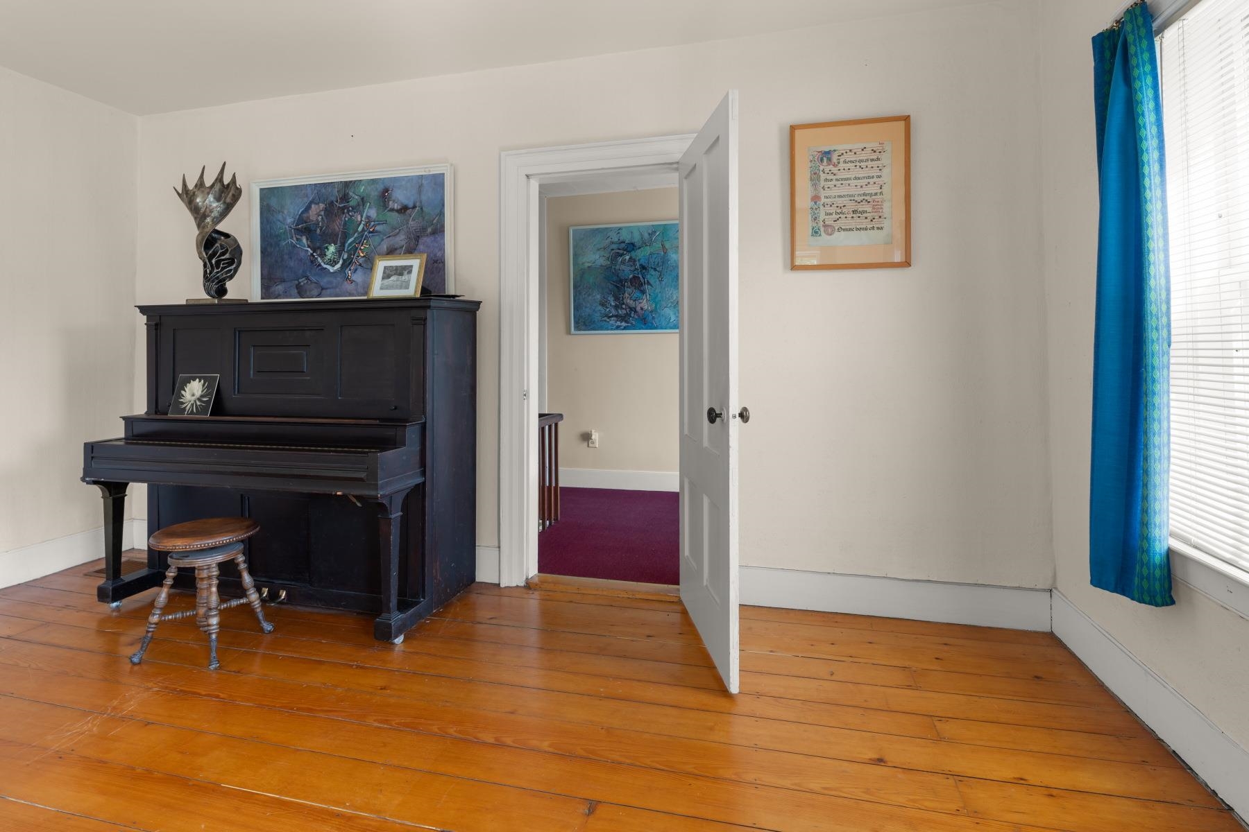 632 Morristown Corners Road Property Photo 11