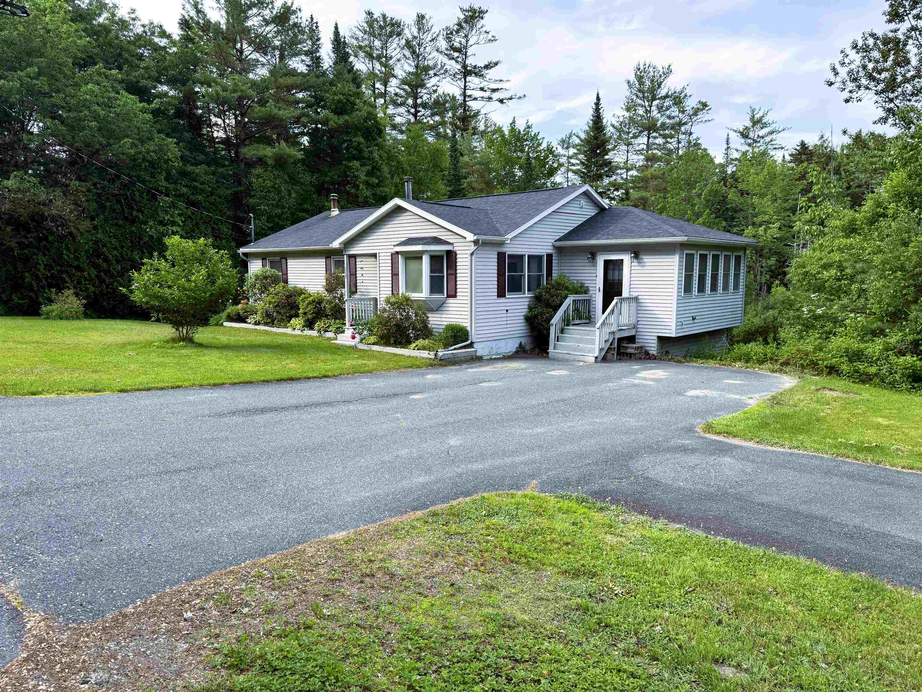 257 Crane Street Property Photo 1