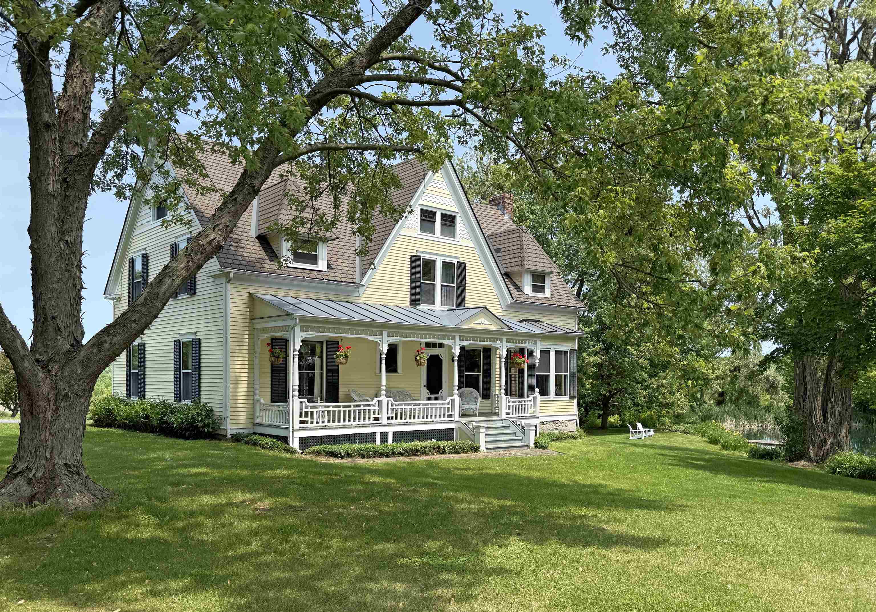 548 Watch Point Road Property Photo 1