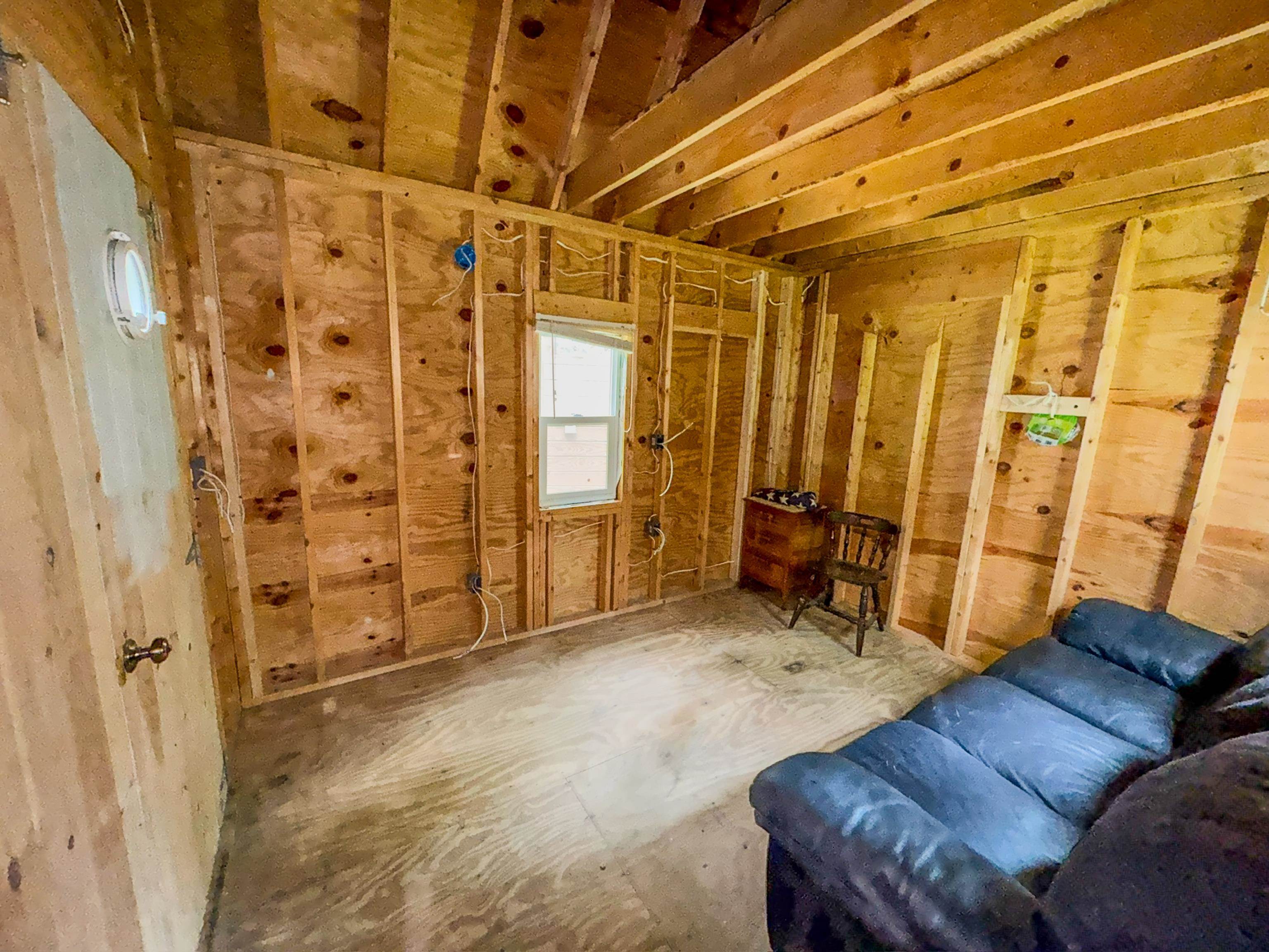 3681 Shadow Lake Road Property Photo 9