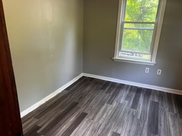 498 Clyde Street Property Photo 30