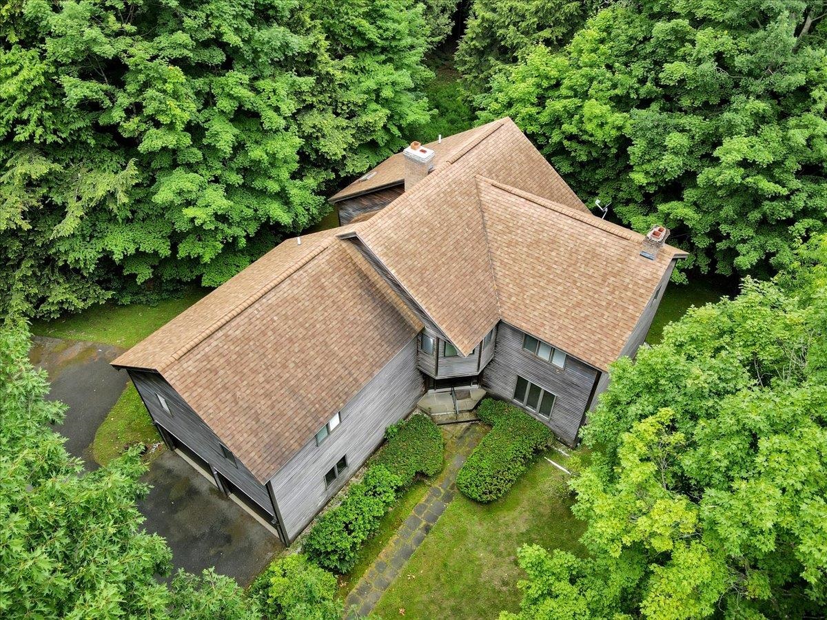 844 Beaver Creek Road Property Photo 2