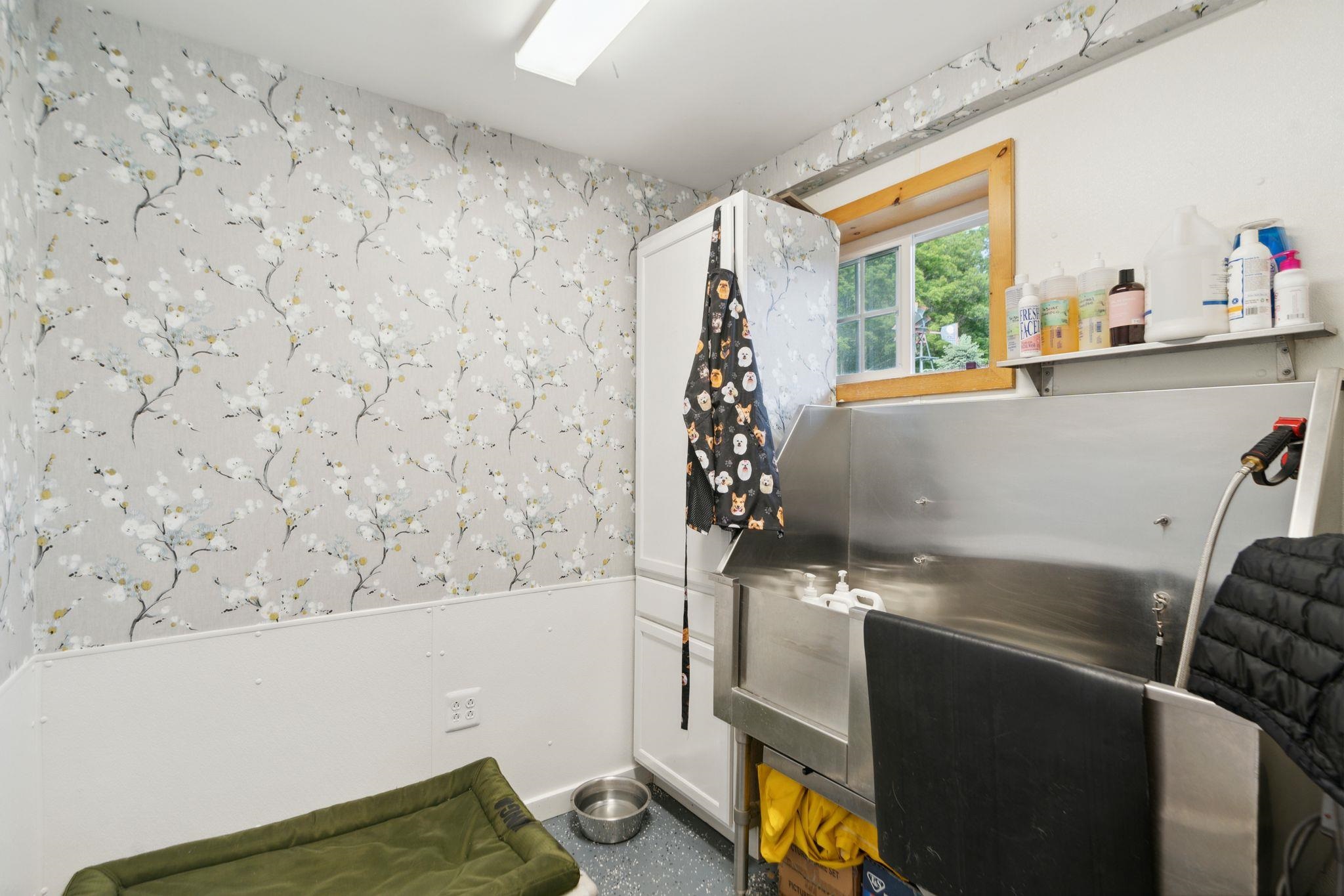 153 May Street Property Photo 27