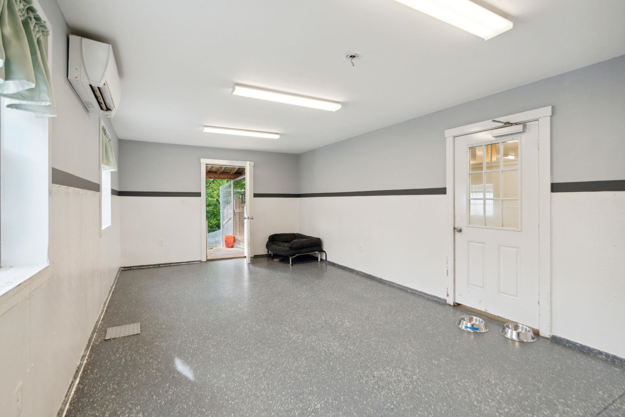 153 May Street Property Photo 29