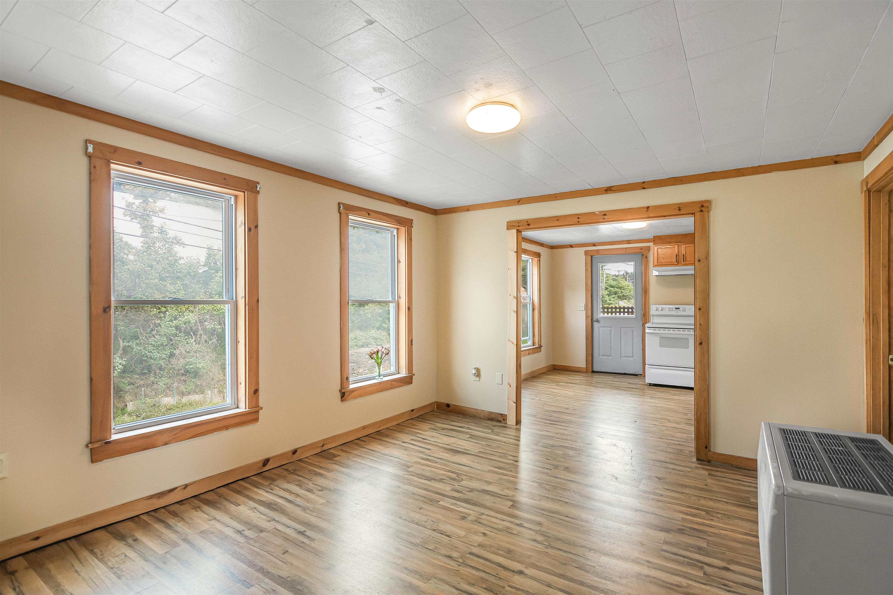 60 School Street Property Photo 6