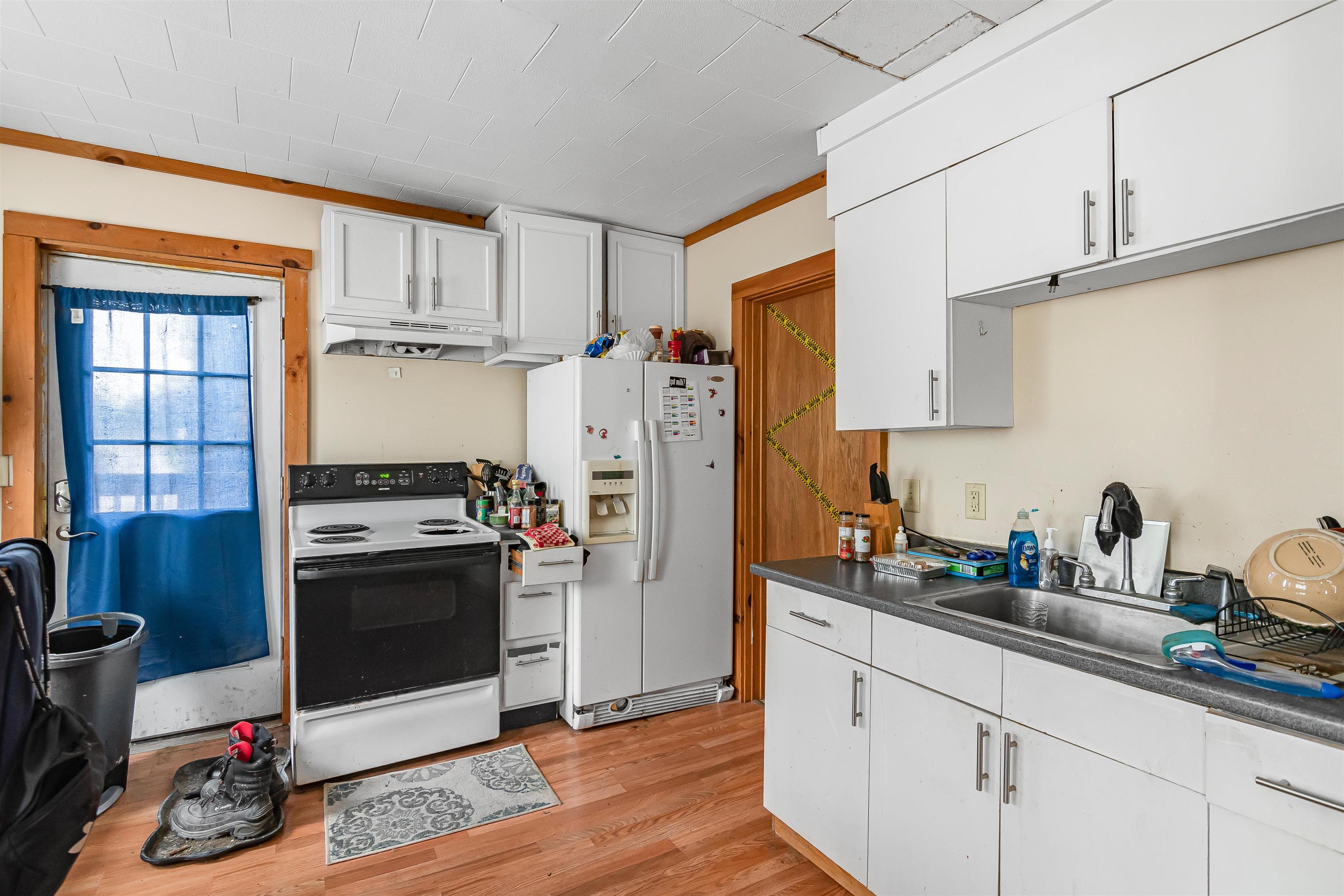 60 School Street Property Photo 15