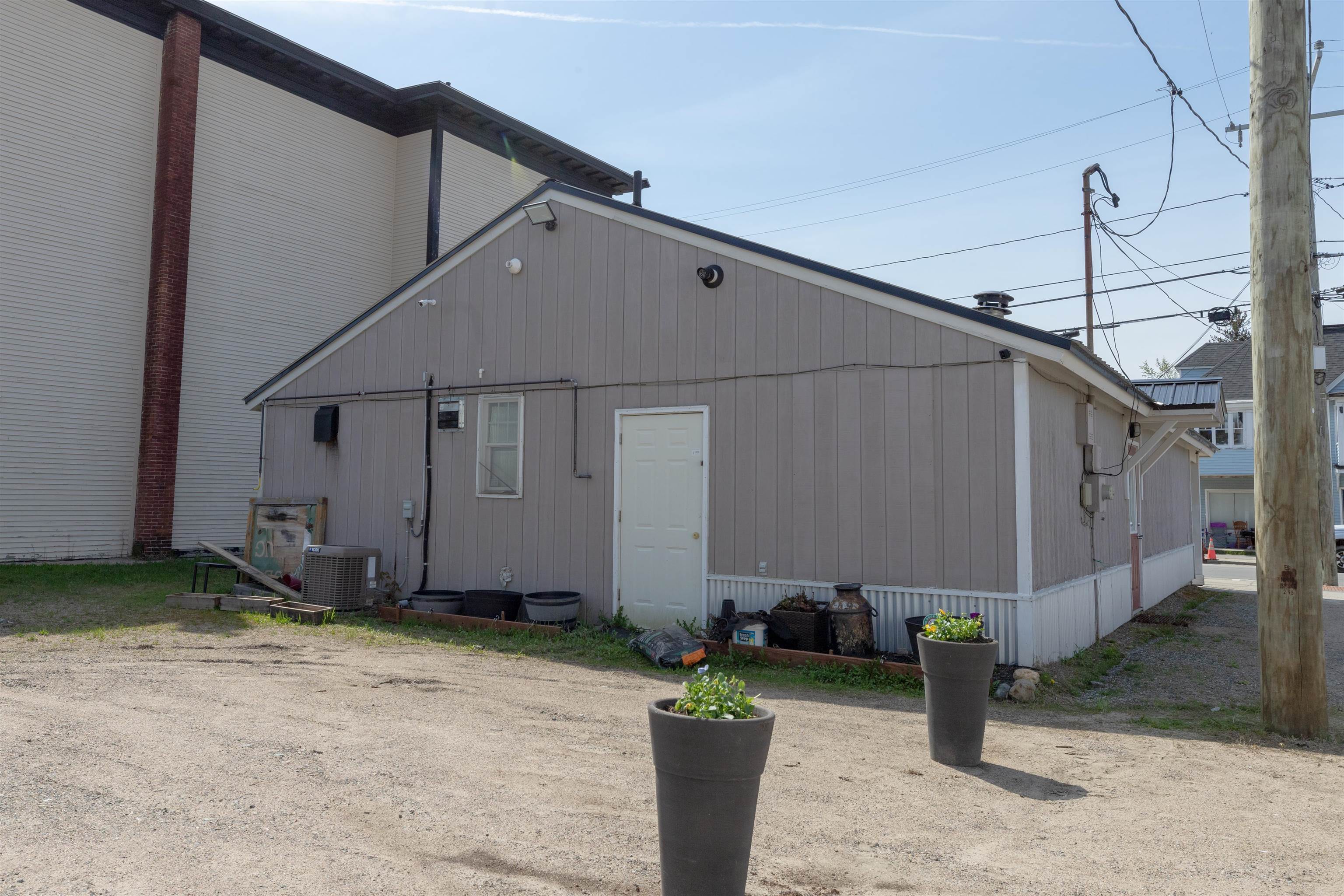 18 State Street Property Photo 3