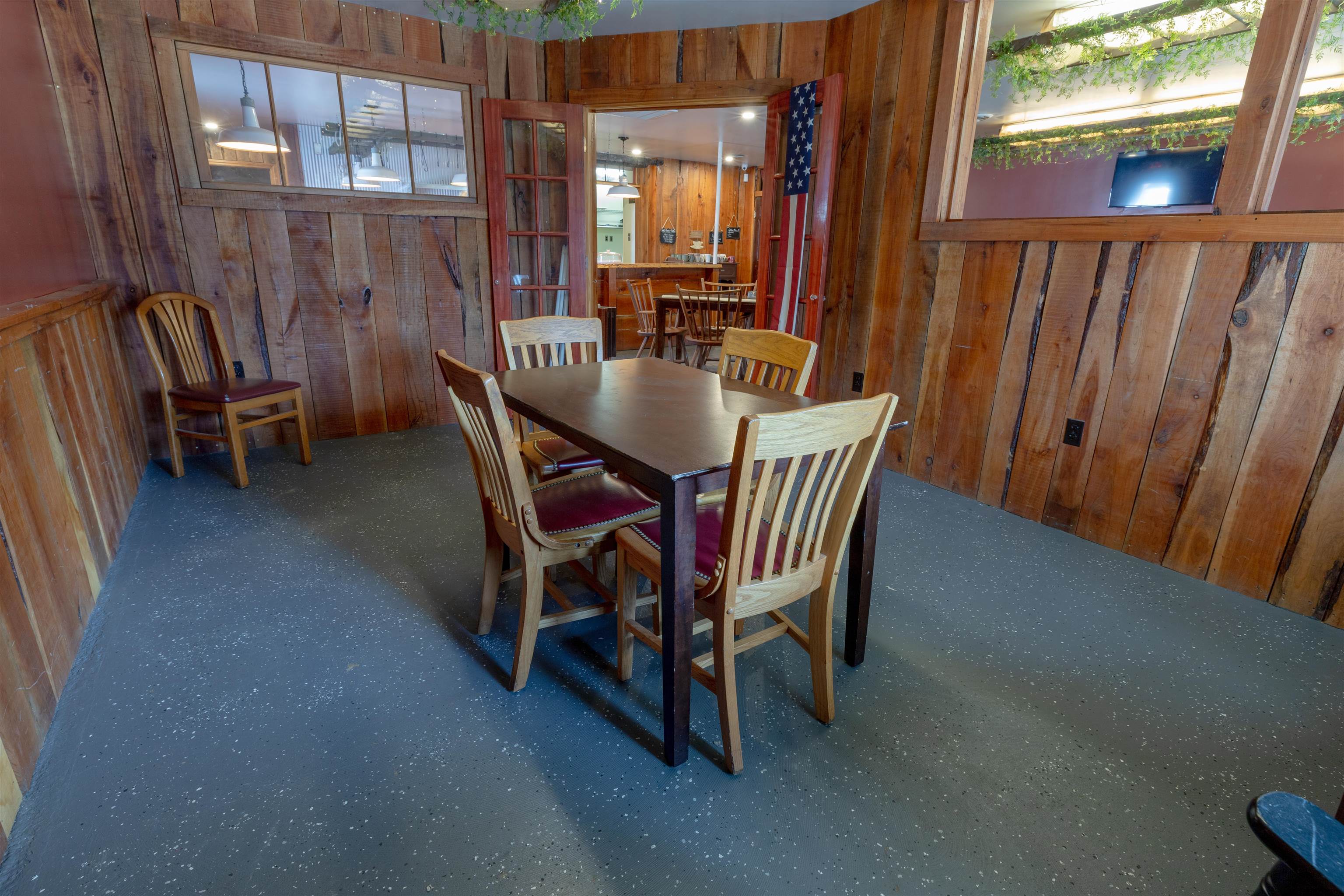 18 State Street Property Photo 14