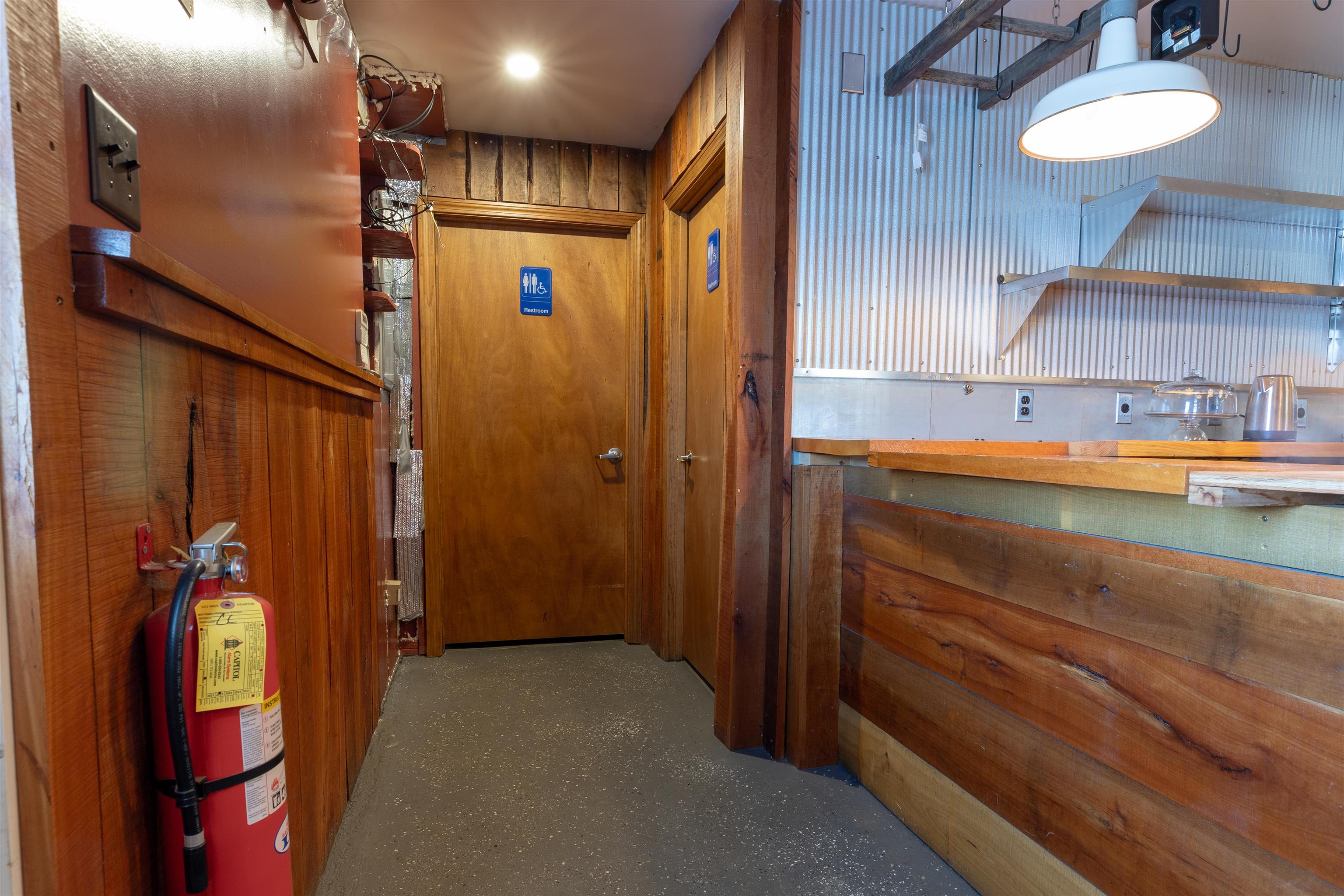 18 State Street Property Photo 17