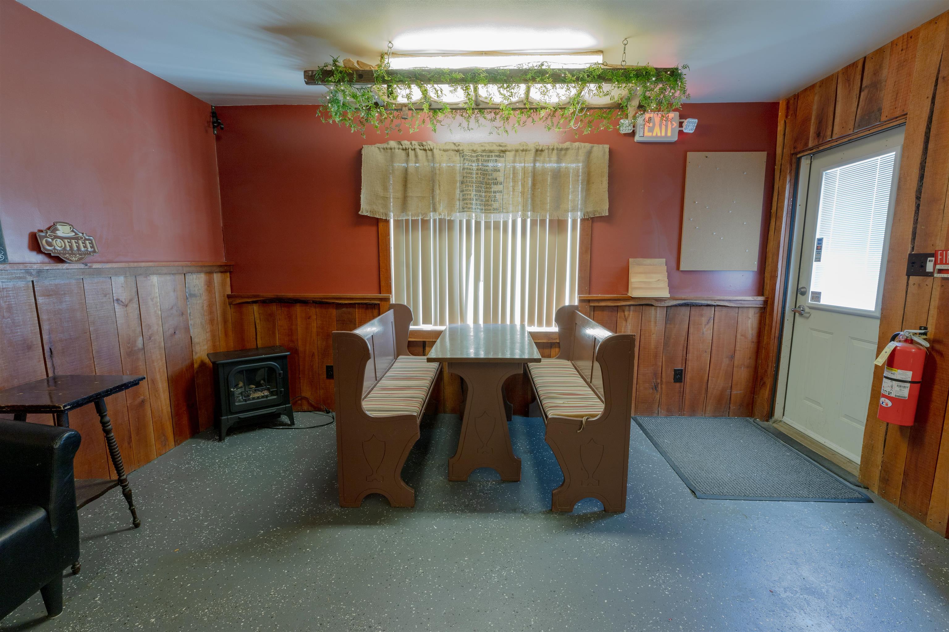 18 State Street Property Photo 27