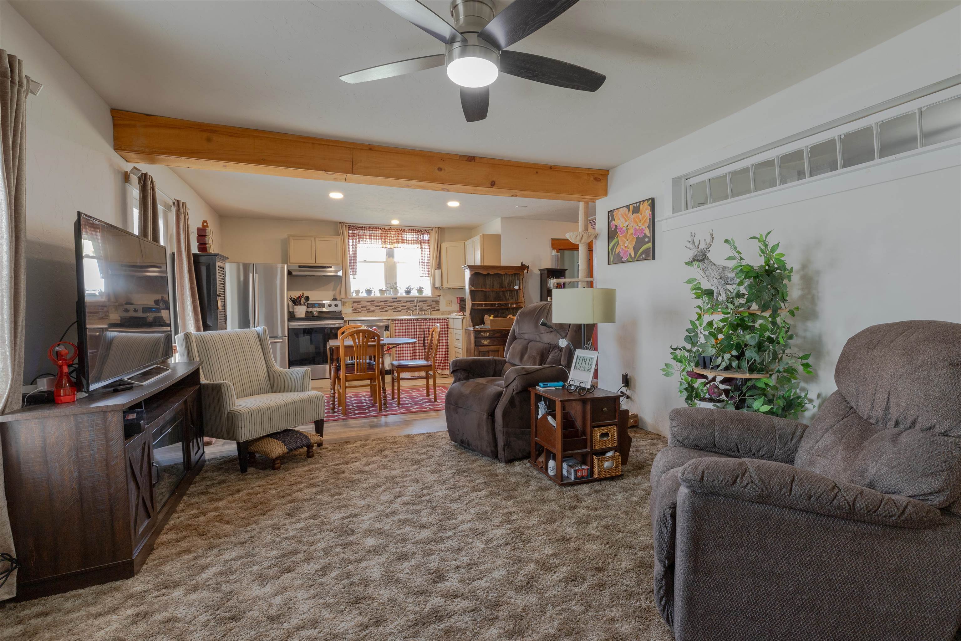 18 State Street Property Photo 47