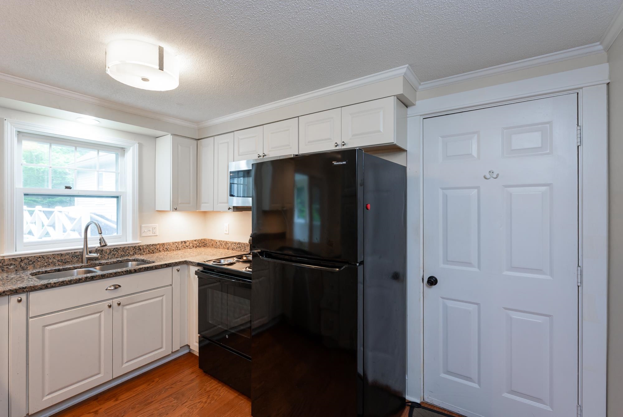 126 Flintlock Village Property Photo 6