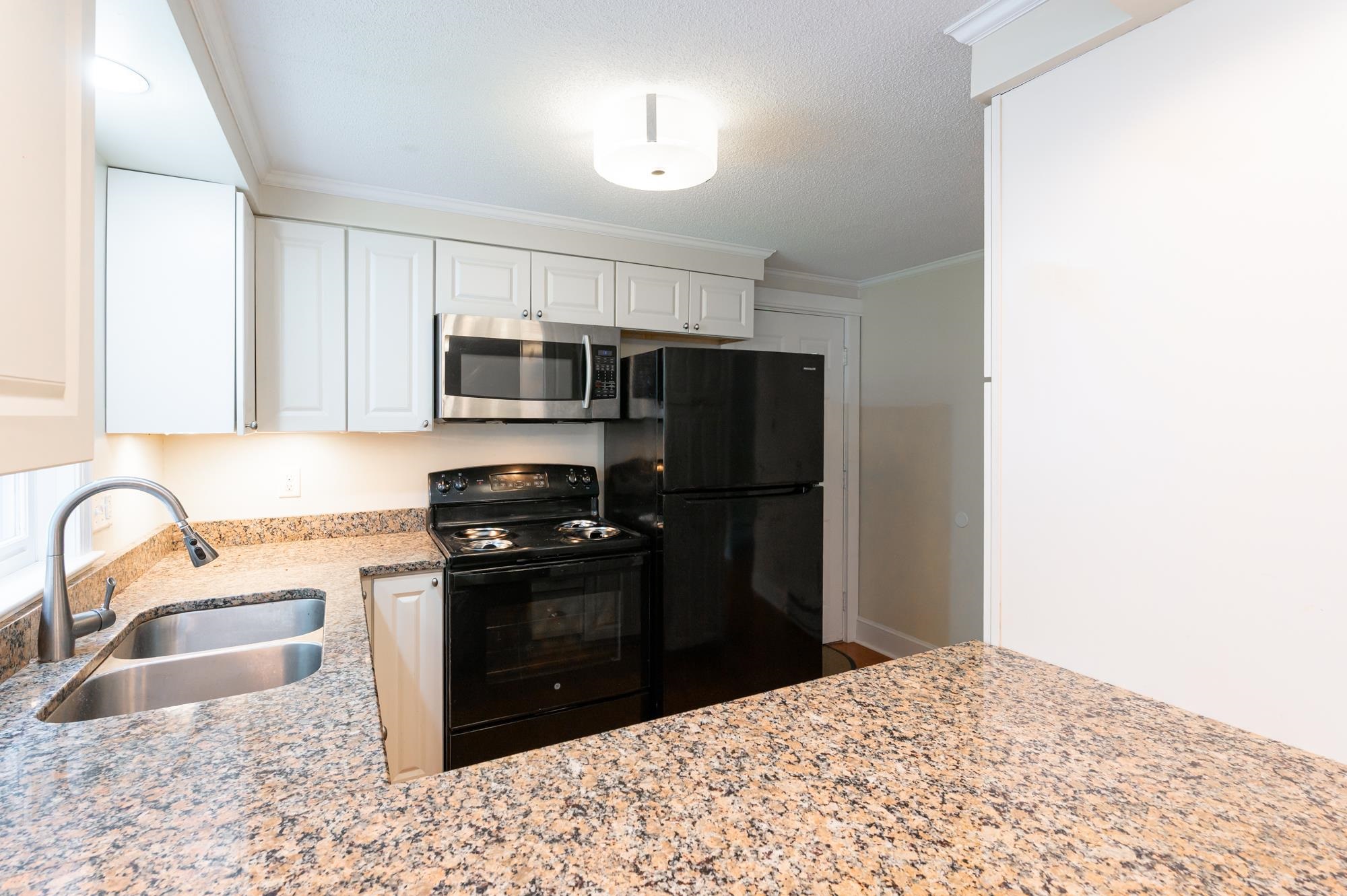 126 Flintlock Village Property Photo 9