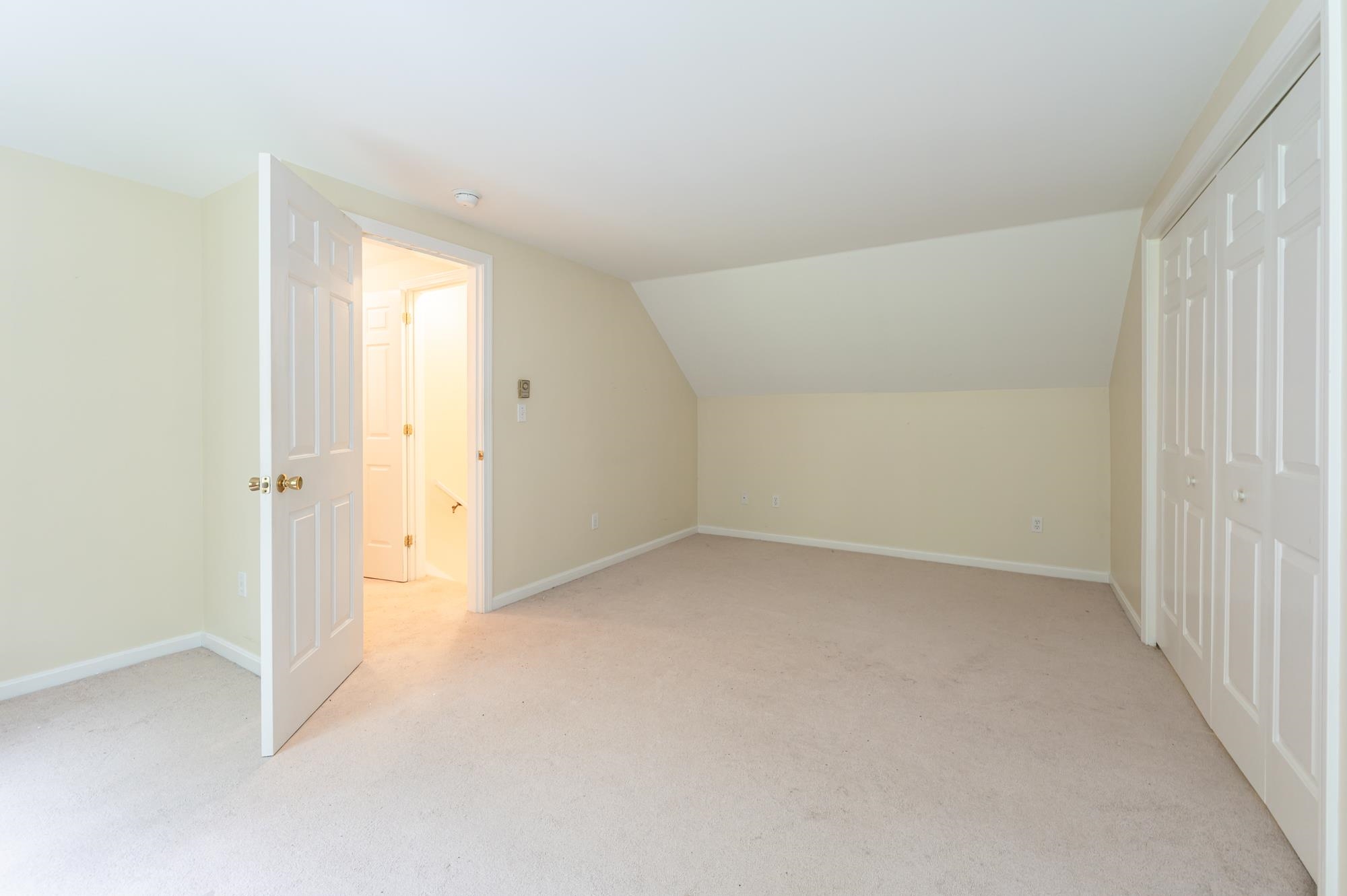 126 Flintlock Village Property Photo 16