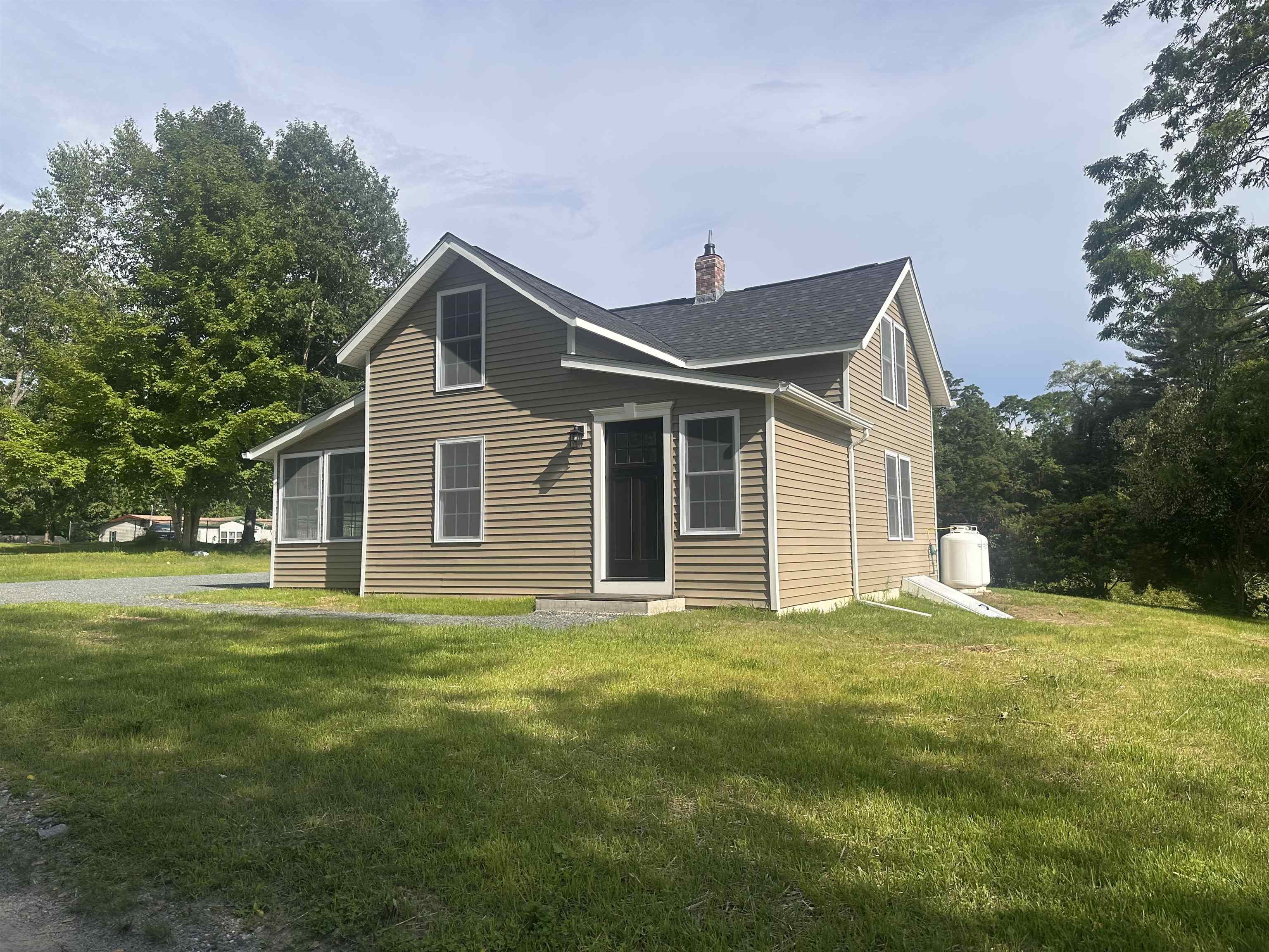 12 Breezy Knoll Property Photo 1