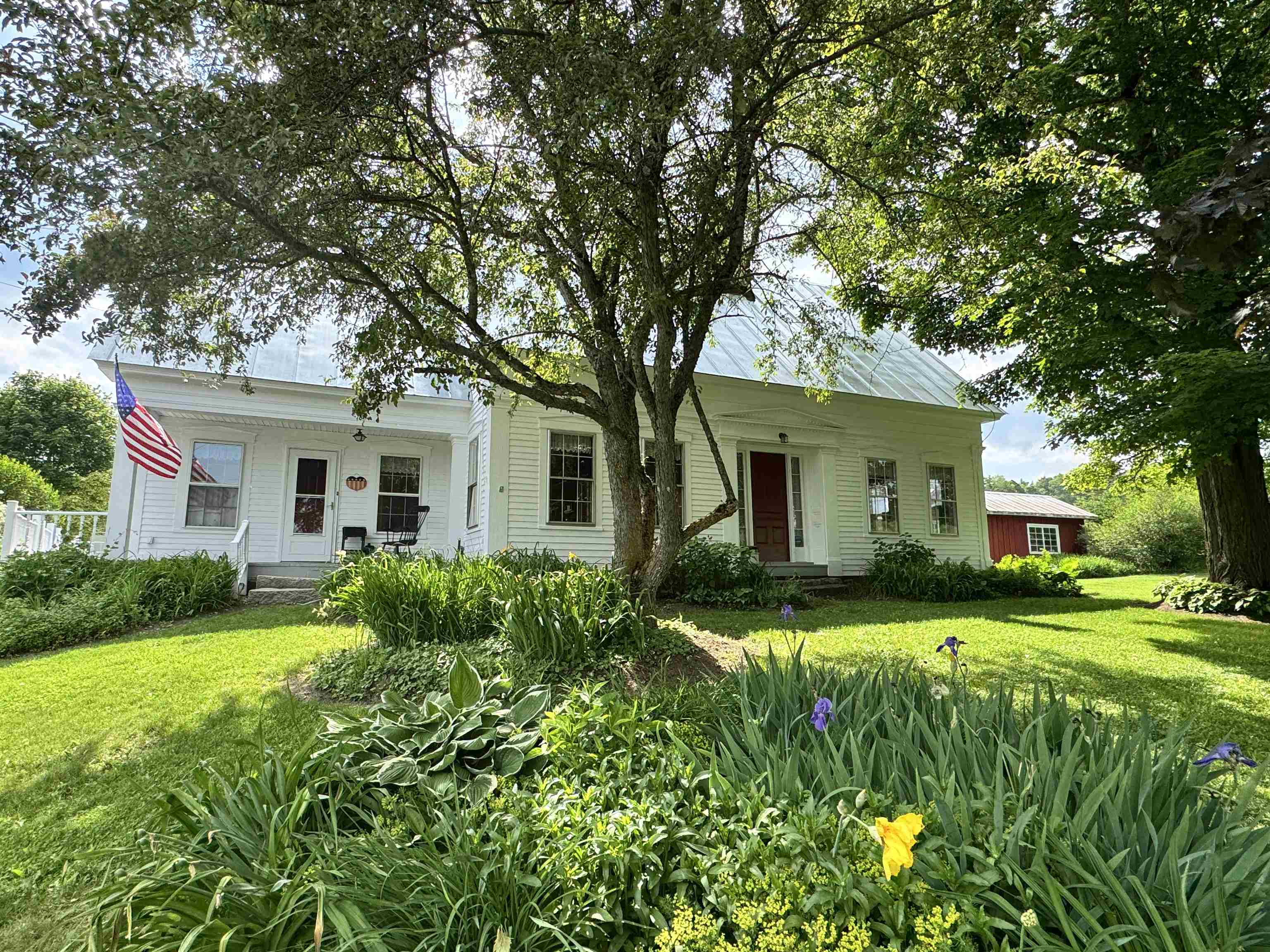 125 South Main Street Property Photo 1