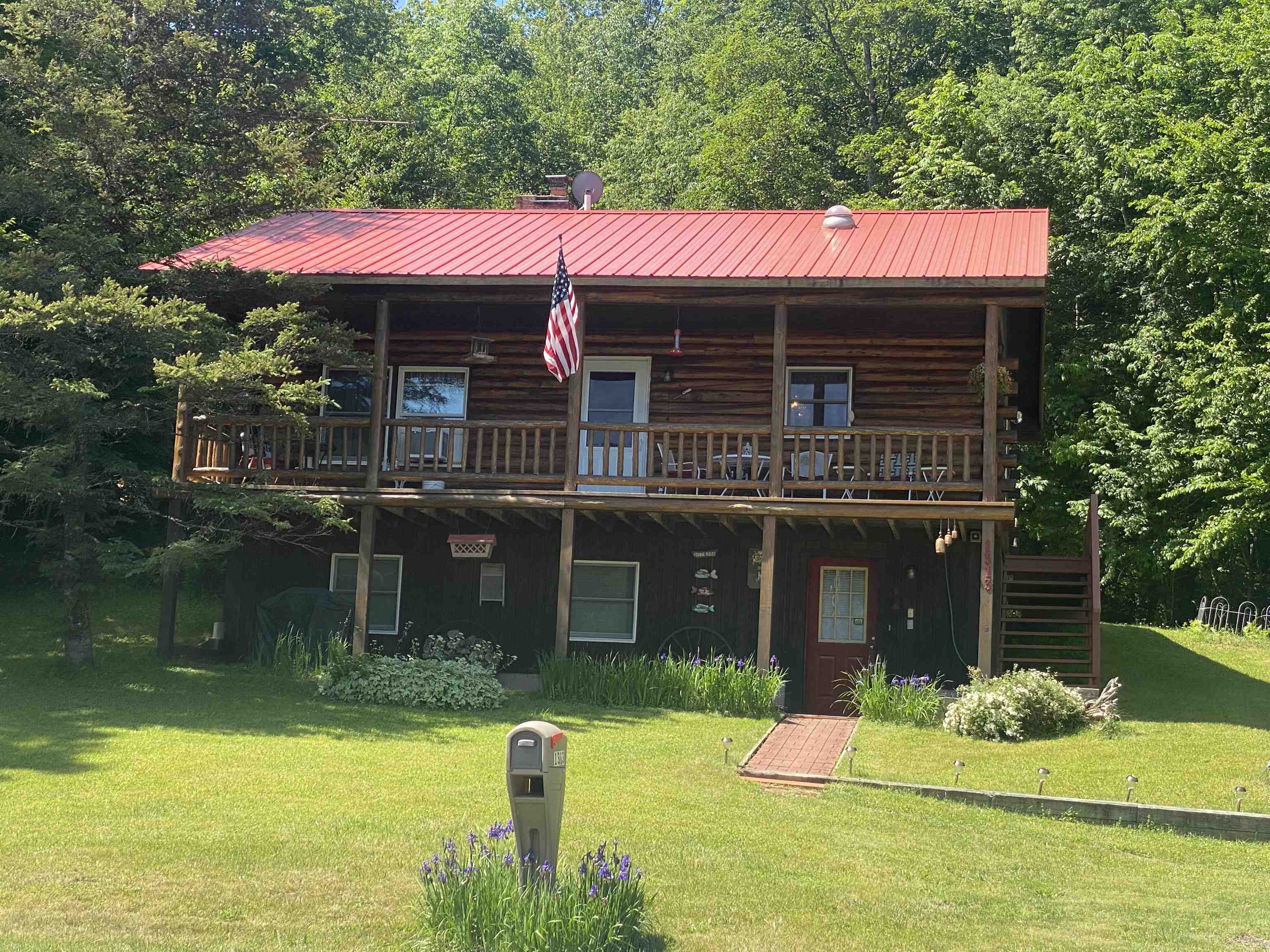 1313 Eligo Lake Road Property Photo 1