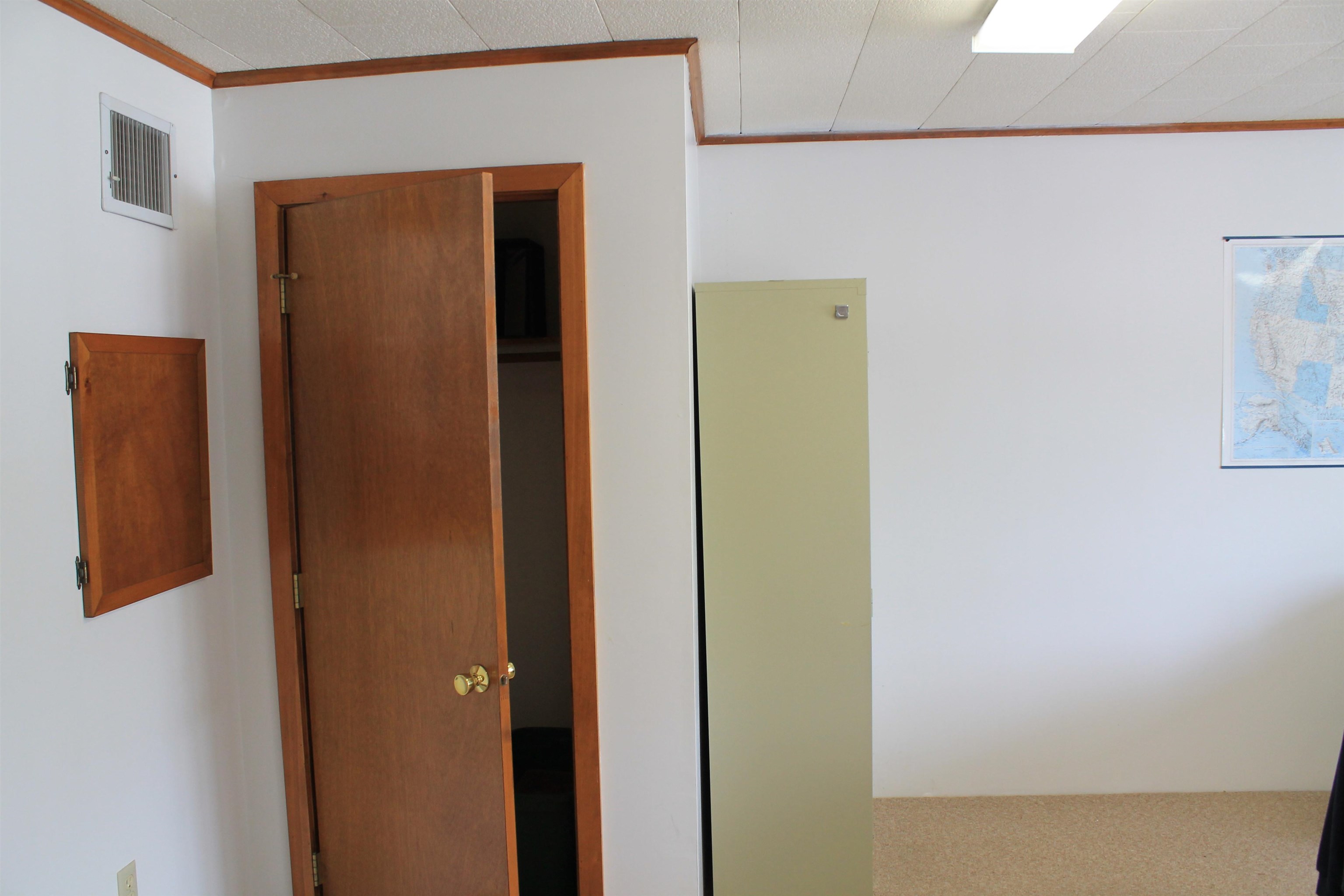 78 Main Street Property Photo 4