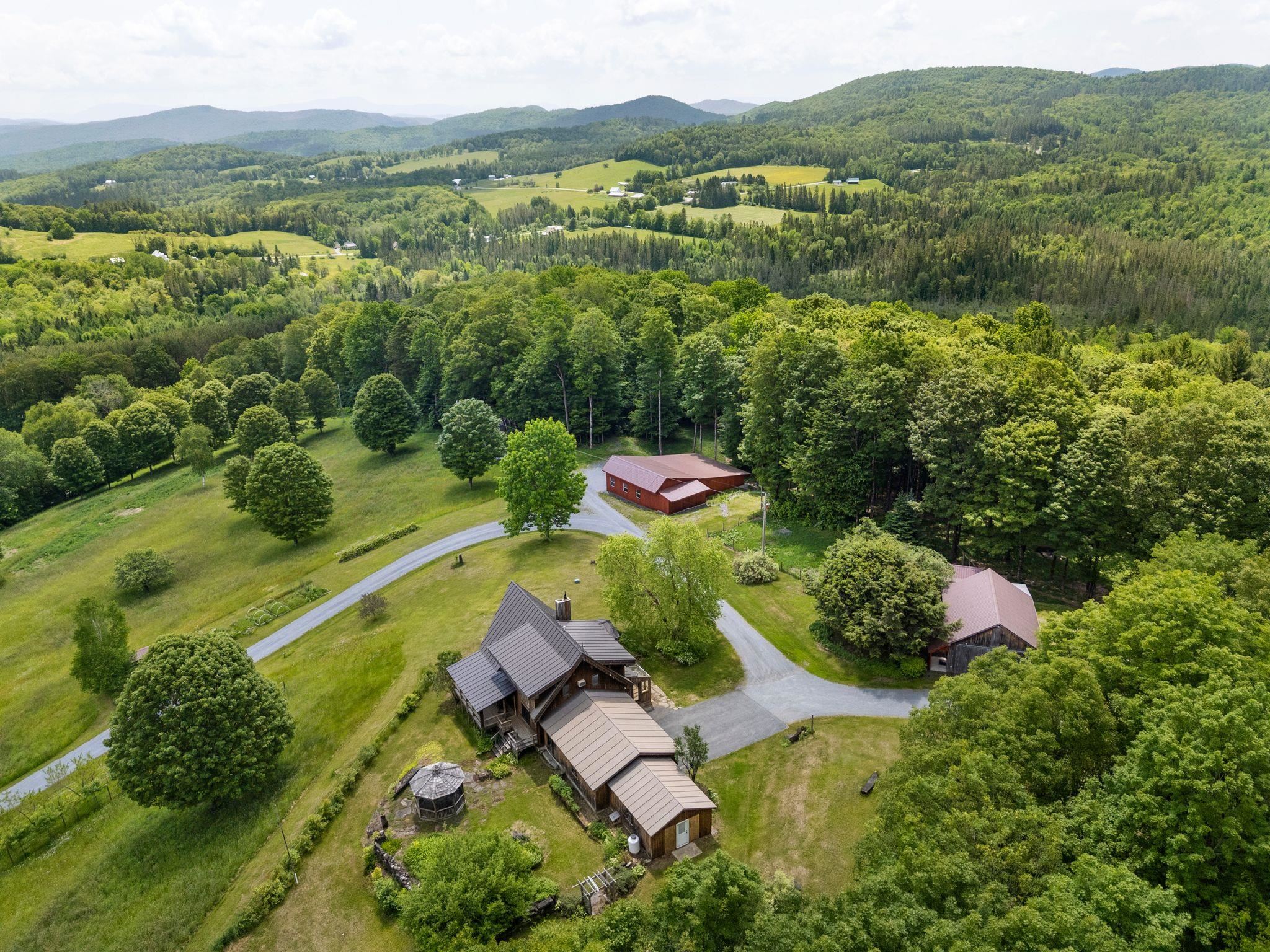 2208 - 2432 Backway Road Property Photo 1