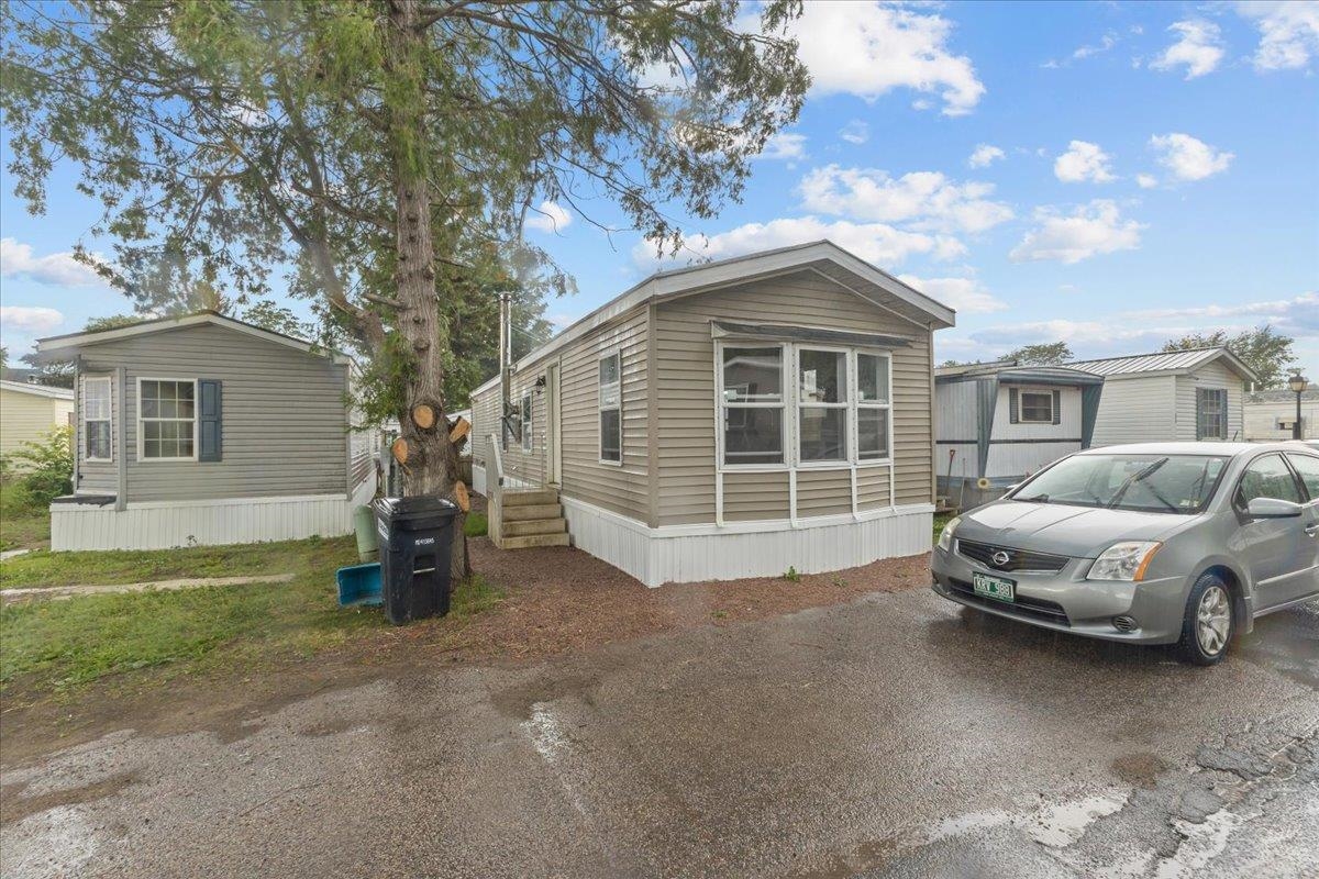 23 Avenue C Property Photo 1