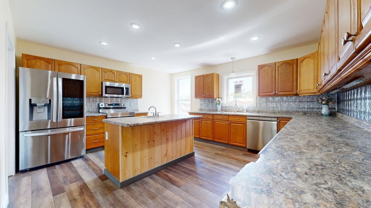 20 Fourth Street Property Photo 1