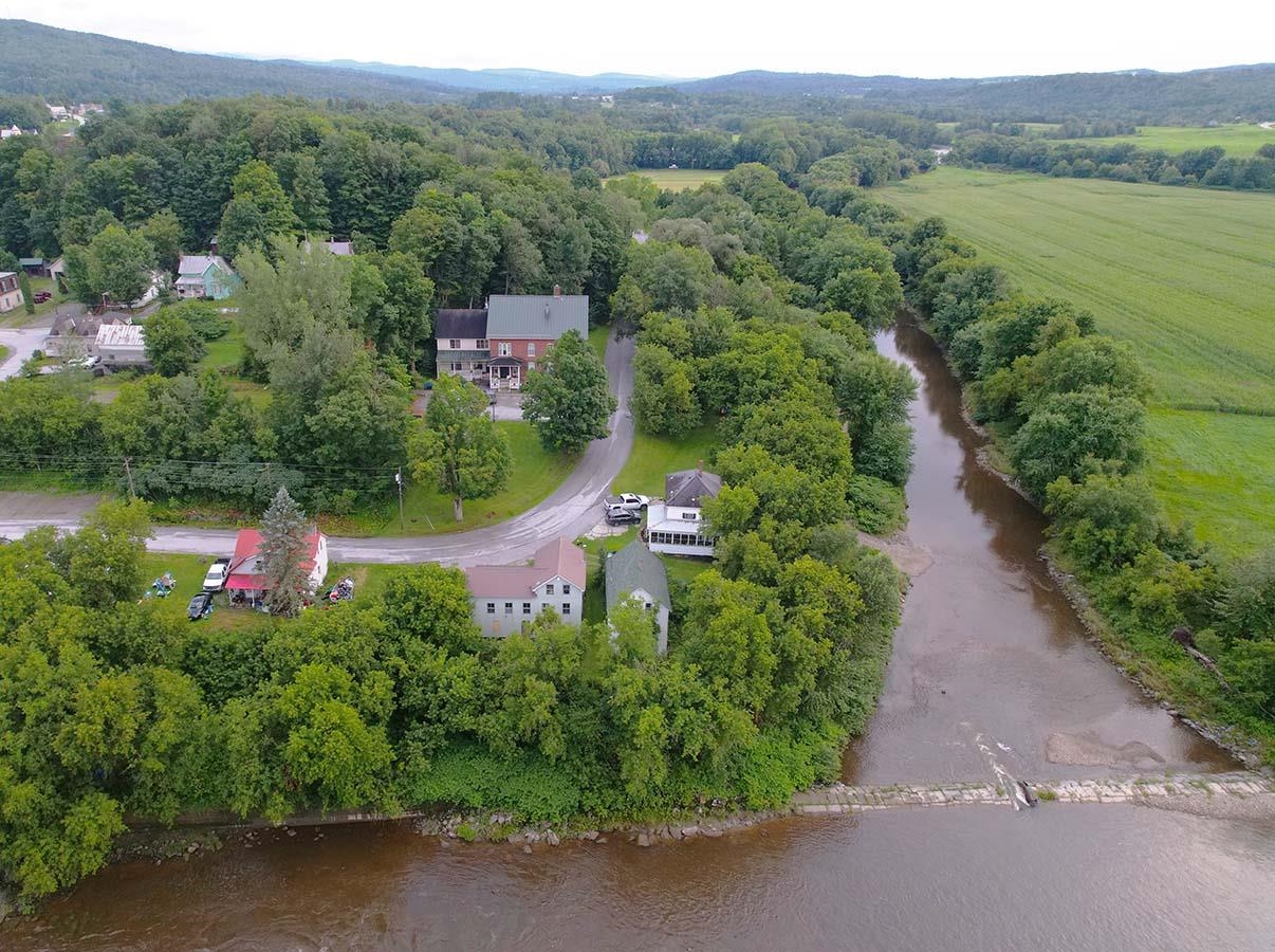 60 Powell Street Property Photo 9