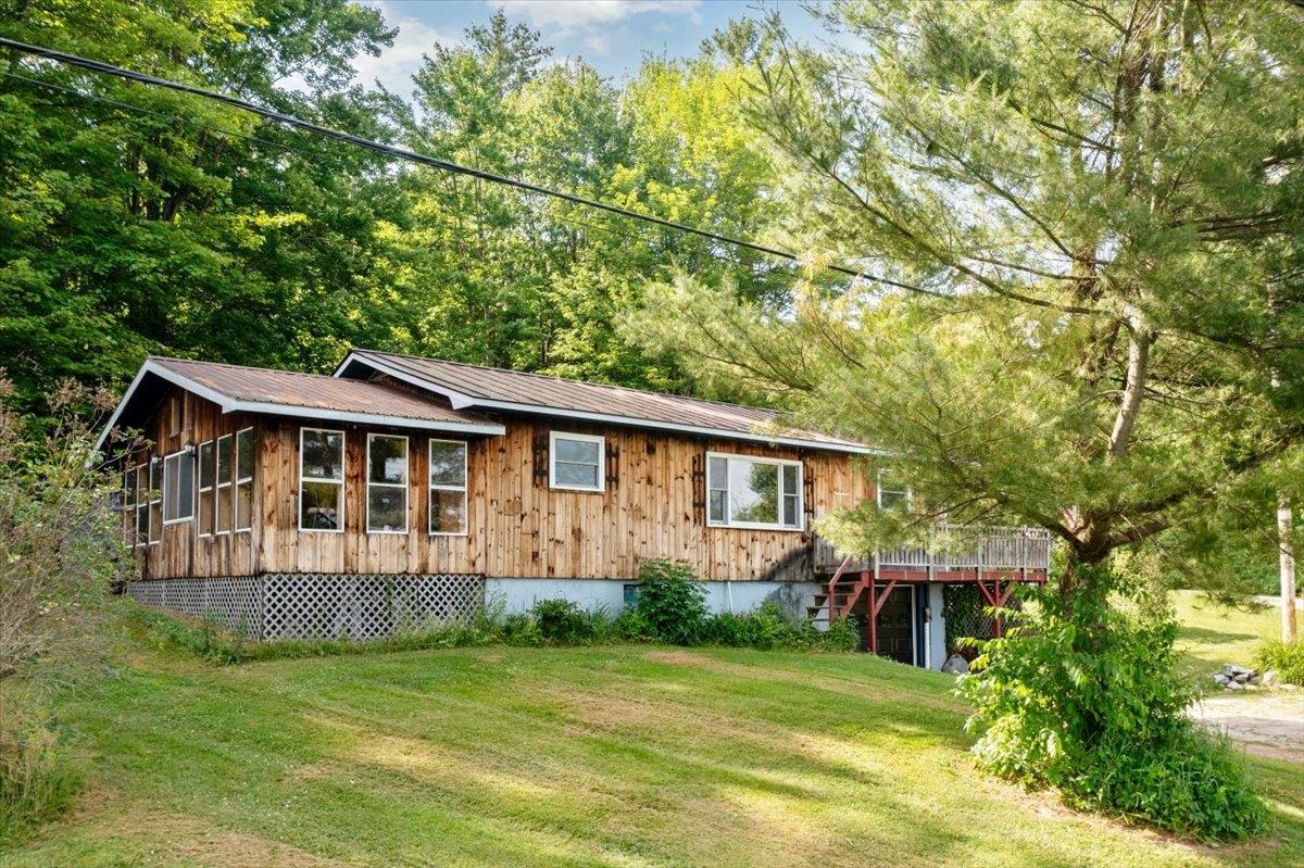 1679 Sampsonville Road Property Photo 1