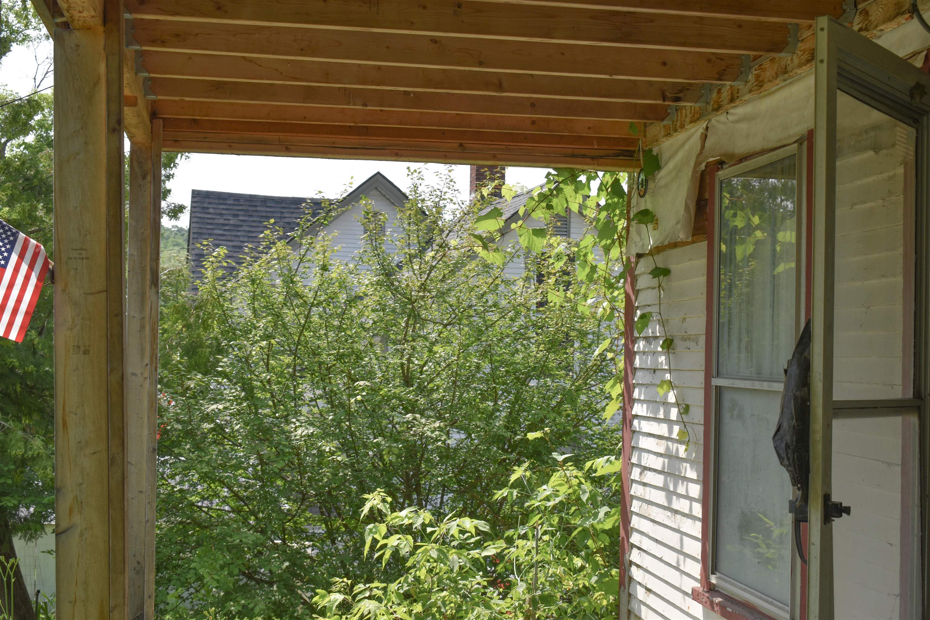 71 Maple Street Property Photo 3