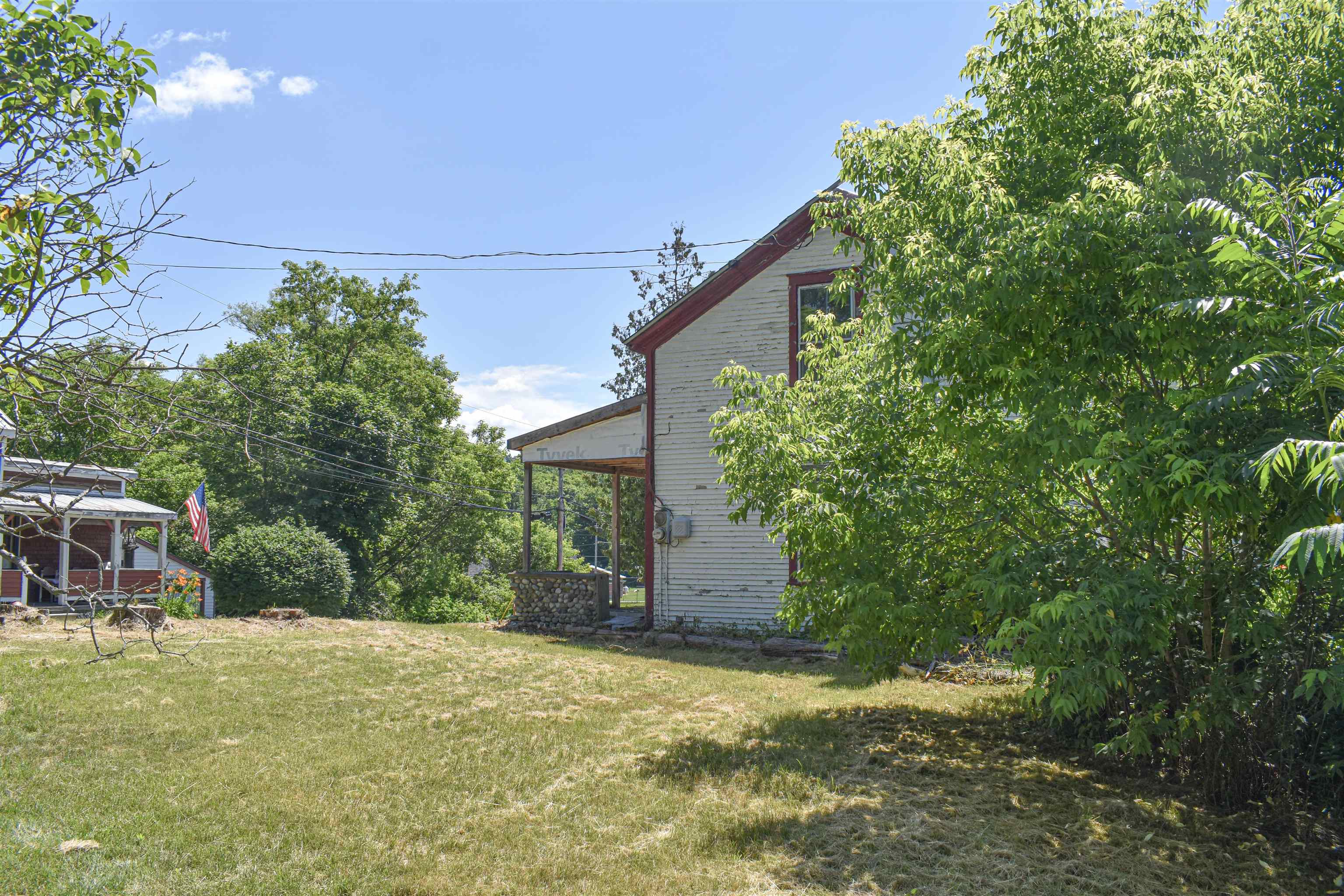 71 Maple Street Property Photo 17