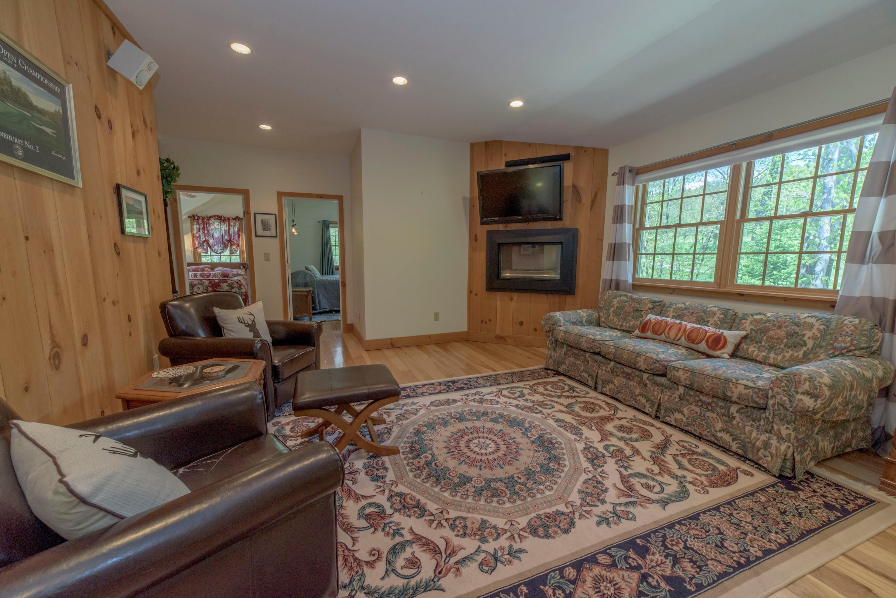 100 Mowing Way Property Photo 16