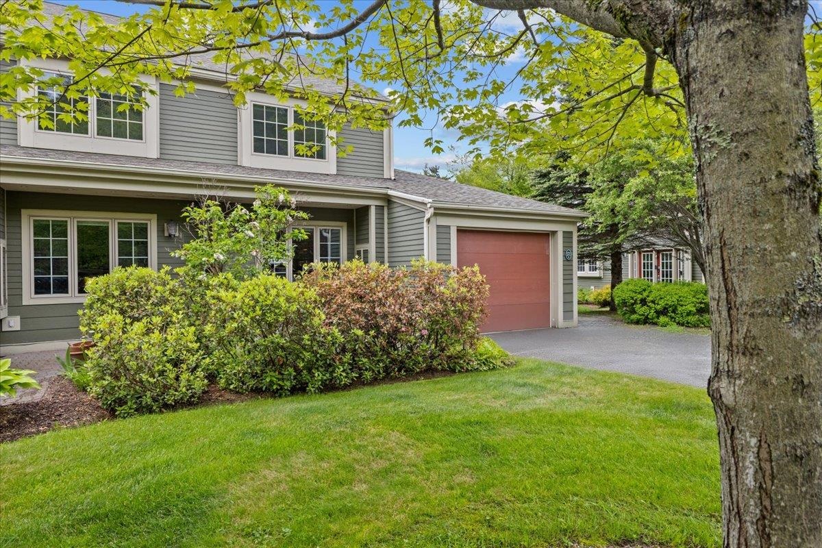 571 Topnotch Drive Property Photo 1