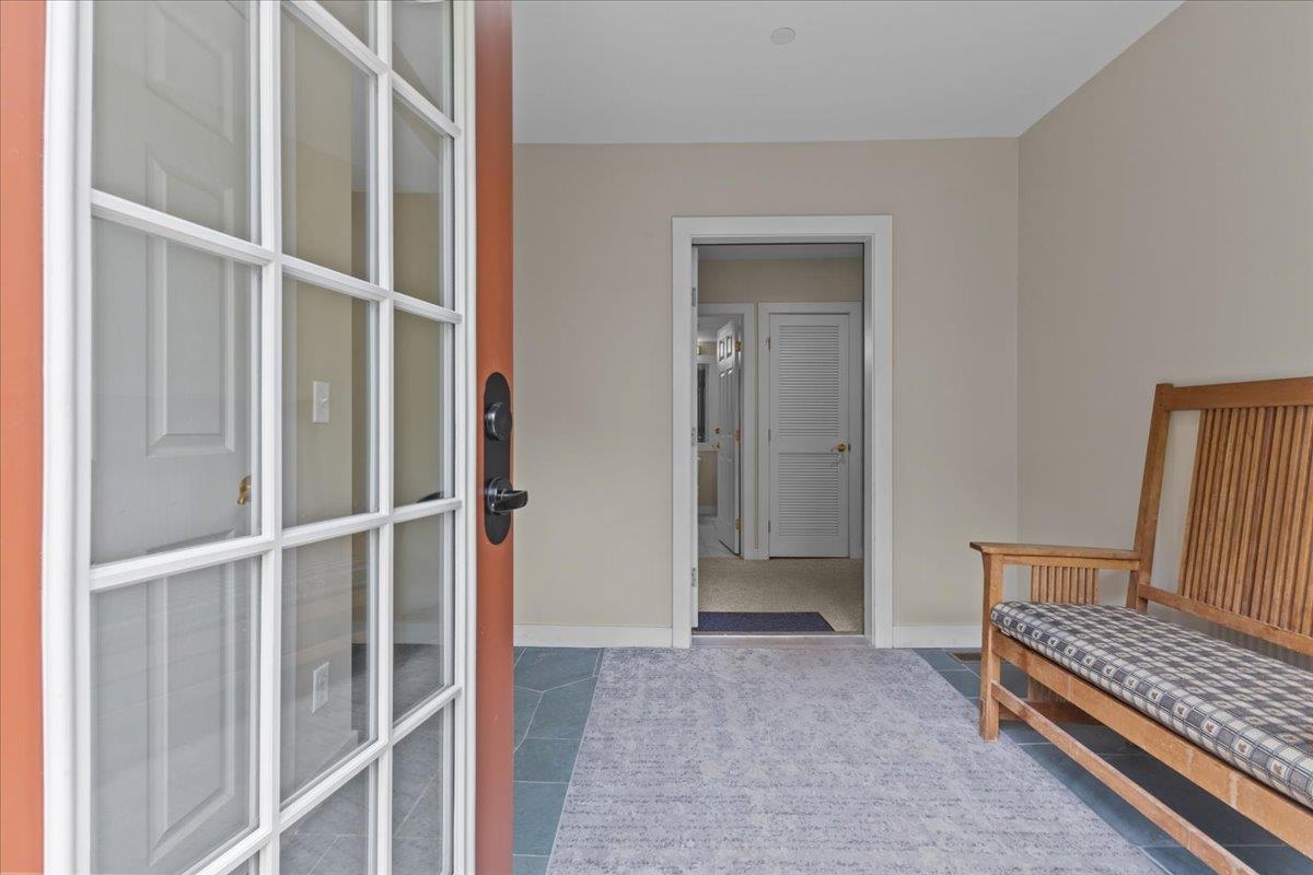 571 Topnotch Drive Property Photo 4