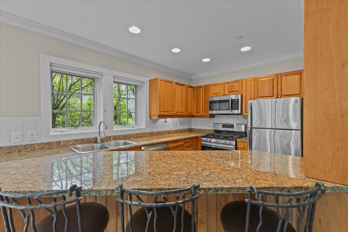 571 Topnotch Drive Property Photo 17