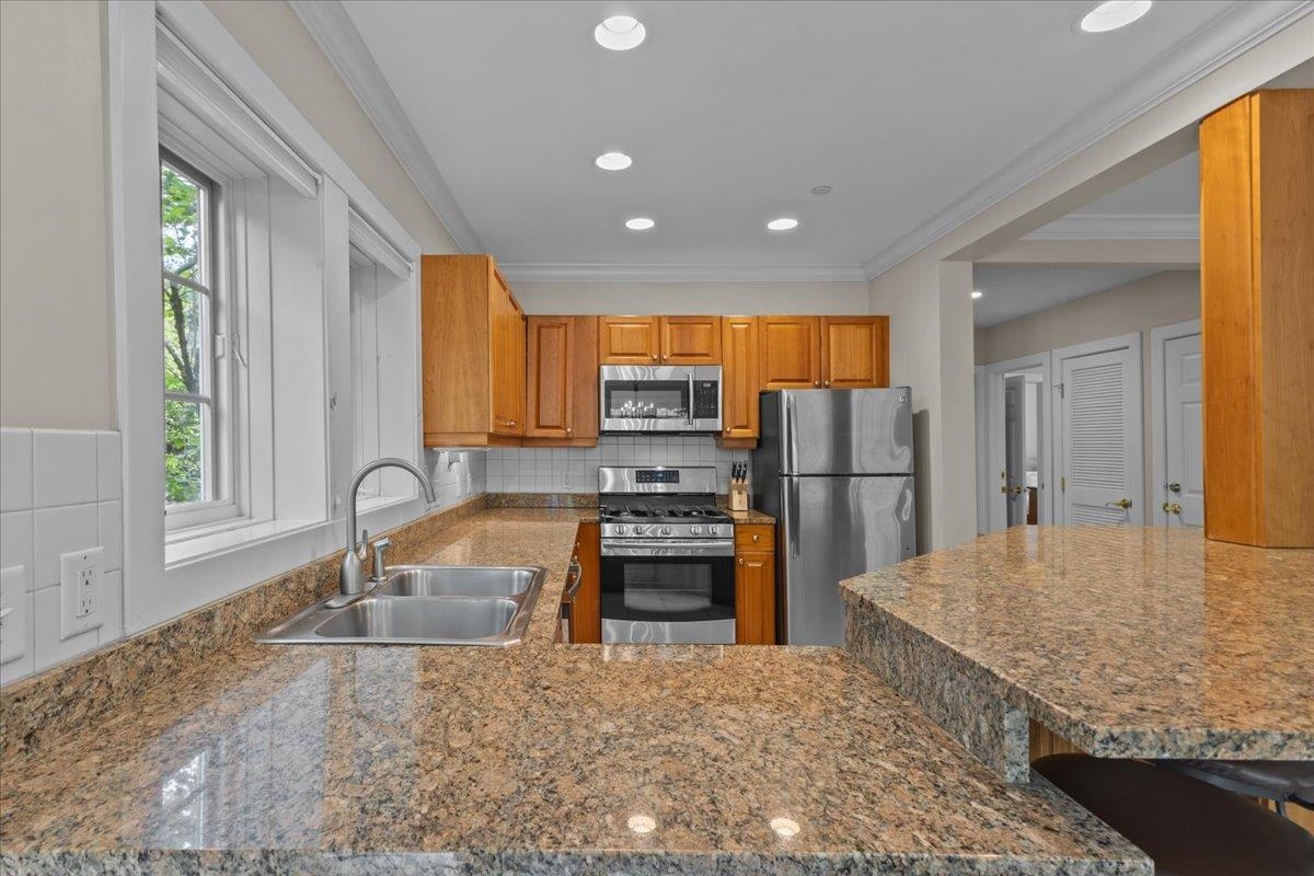 571 Topnotch Drive Property Photo 18