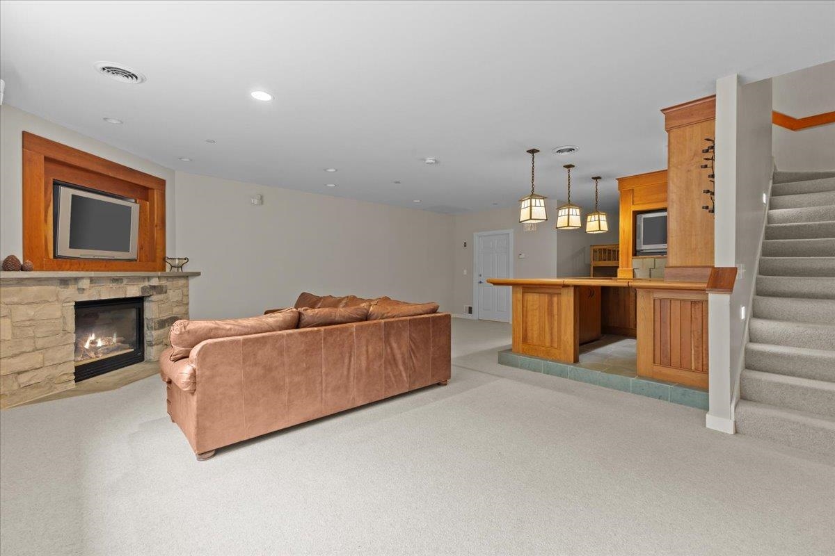 571 Topnotch Drive Property Photo 36