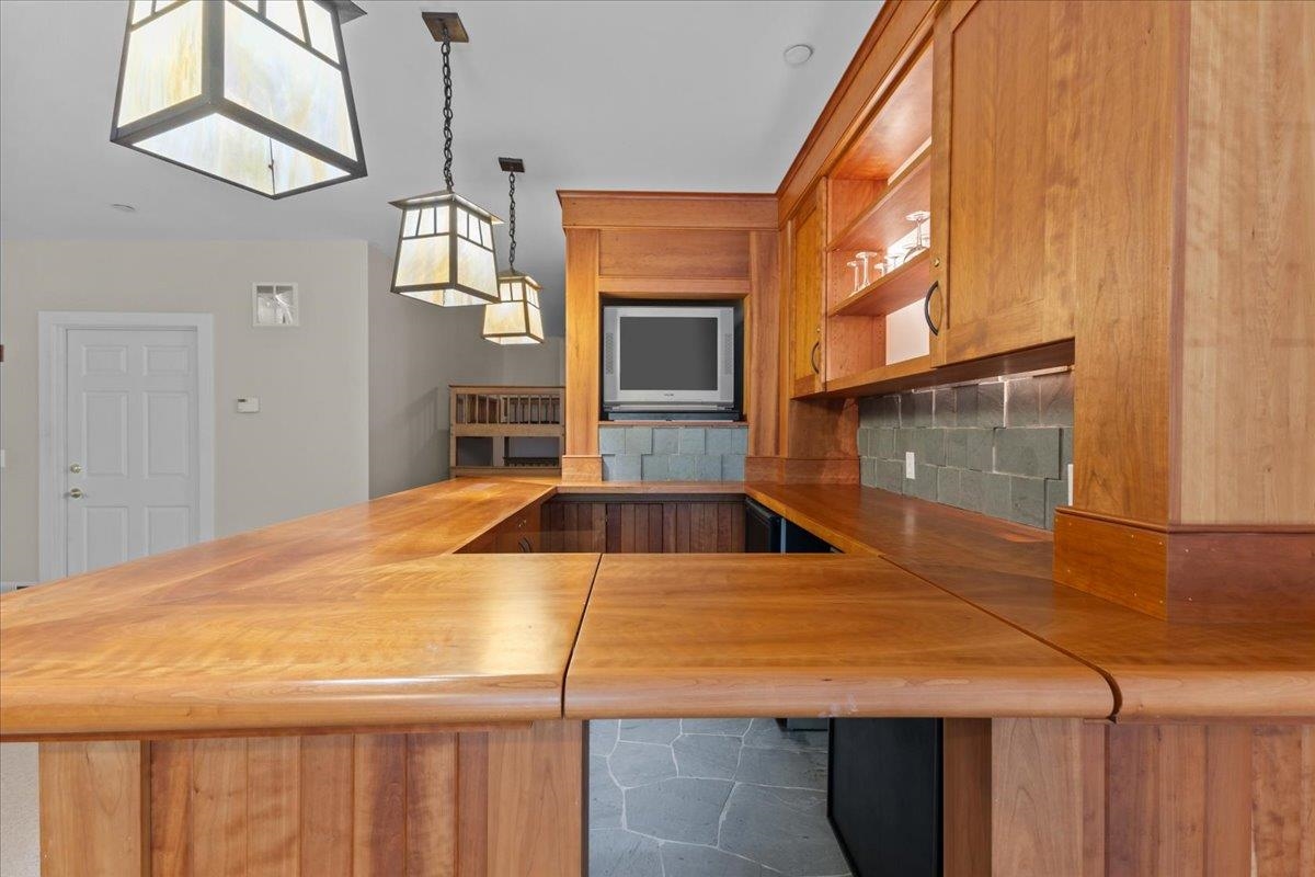 571 Topnotch Drive Property Photo 37