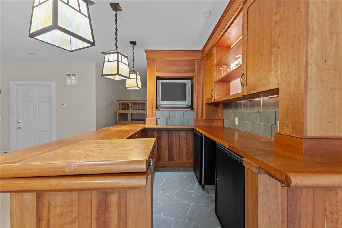 571 Topnotch Drive Property Photo 38