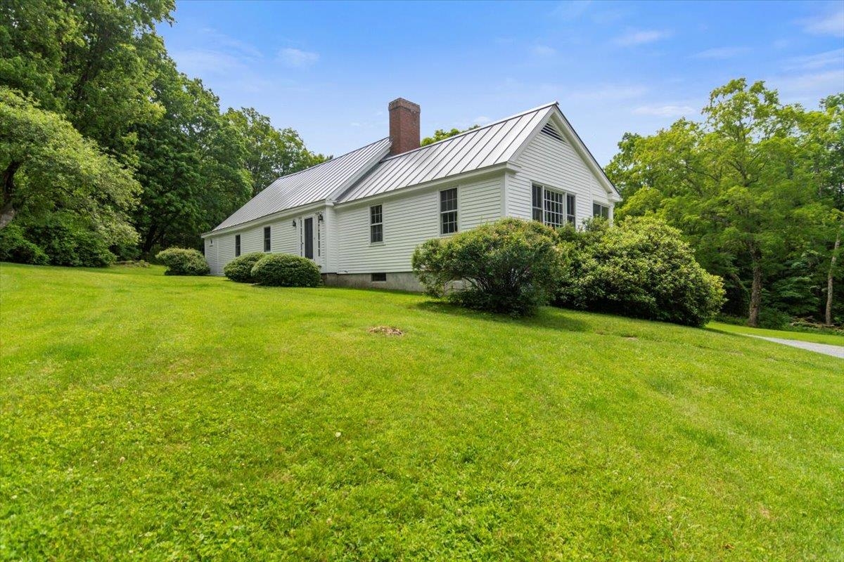 636 Dexter Road Property Photo 1