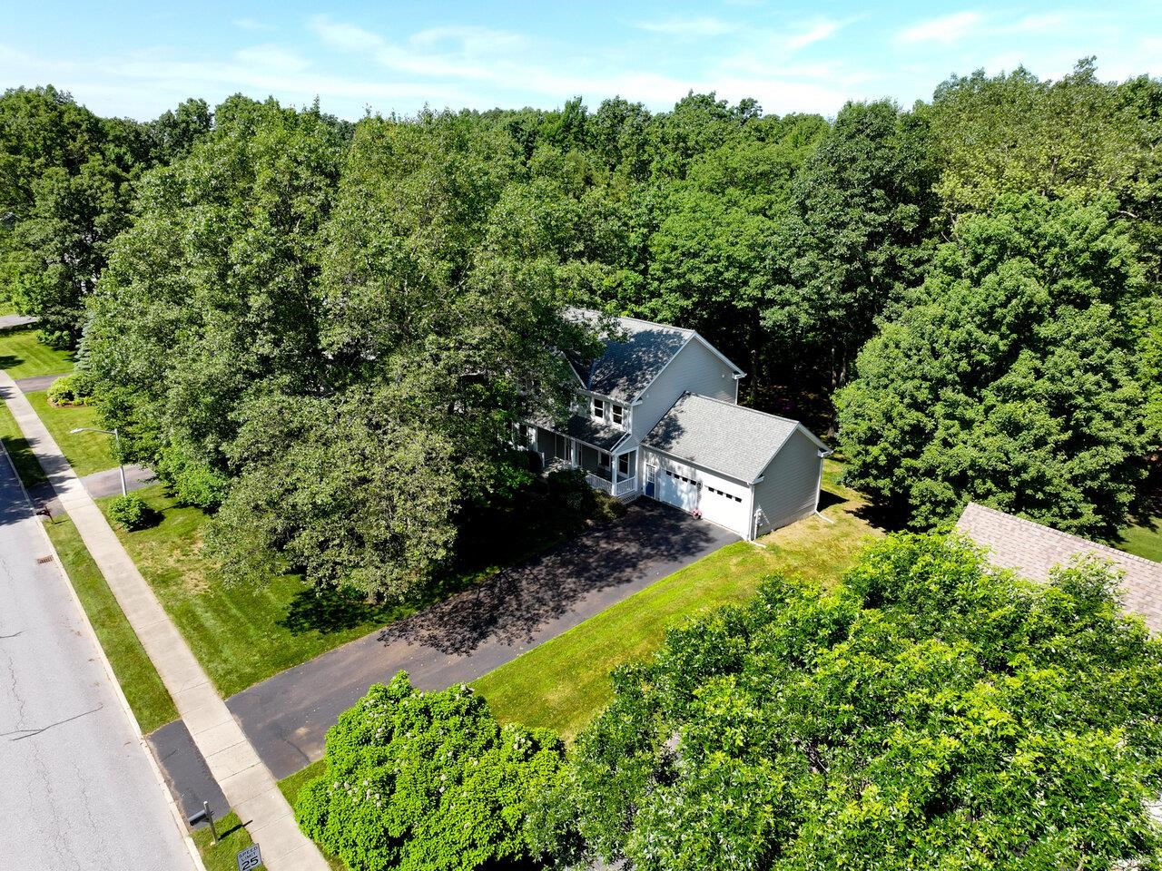 25 Sydney Drive Property Photo 1
