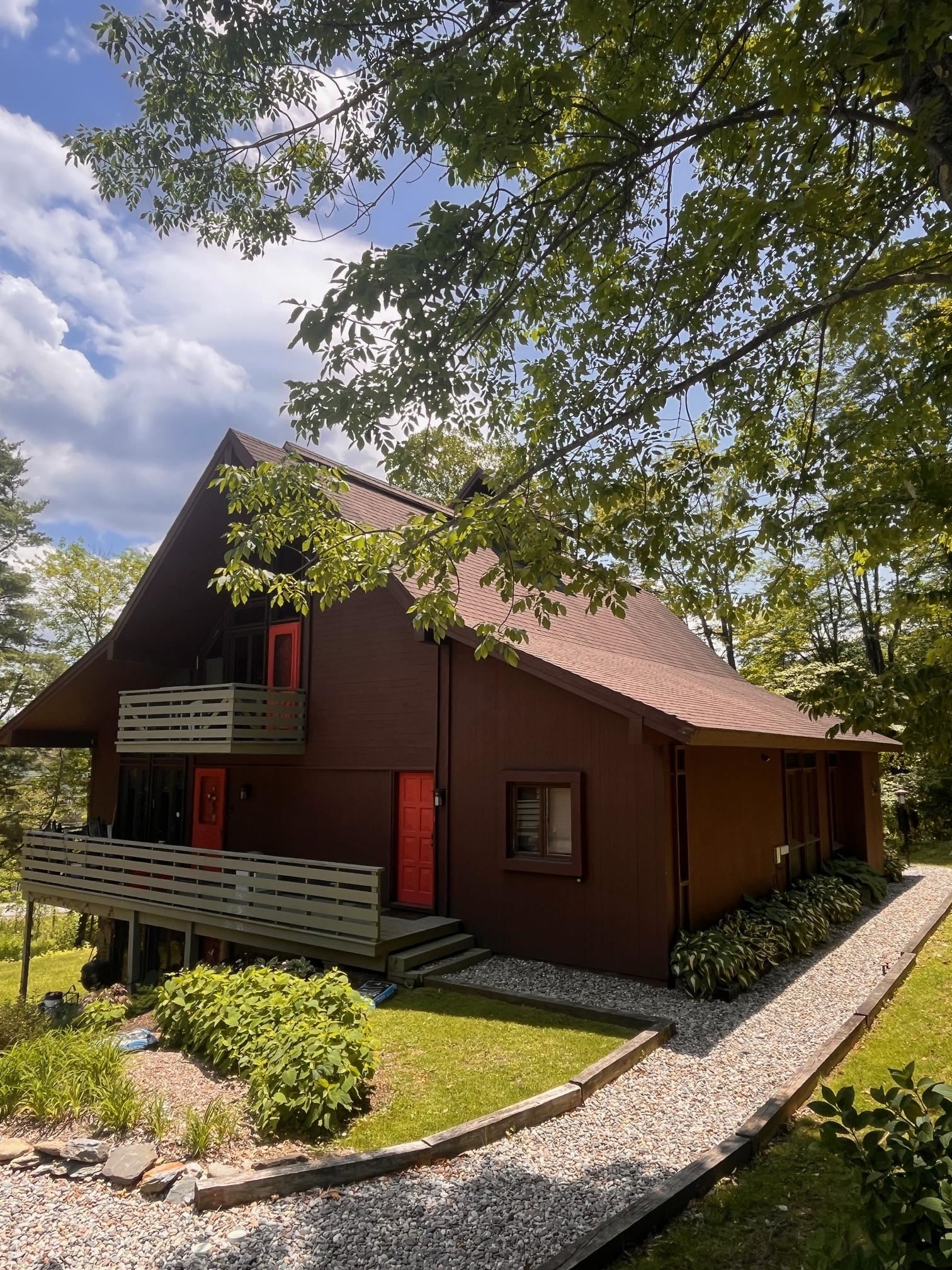 401 Village Road Property Photo 1