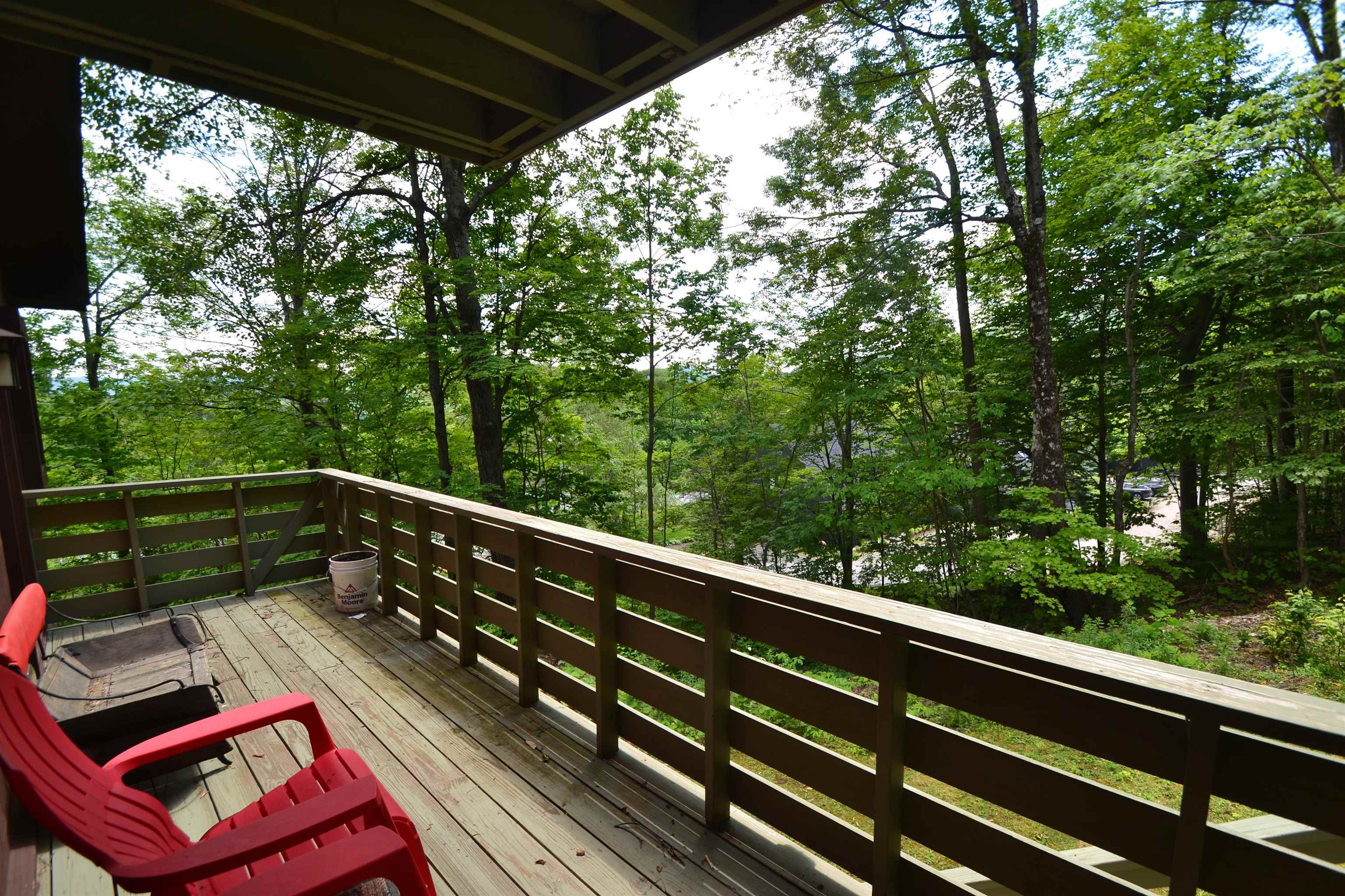 401 Village Road Property Photo 4