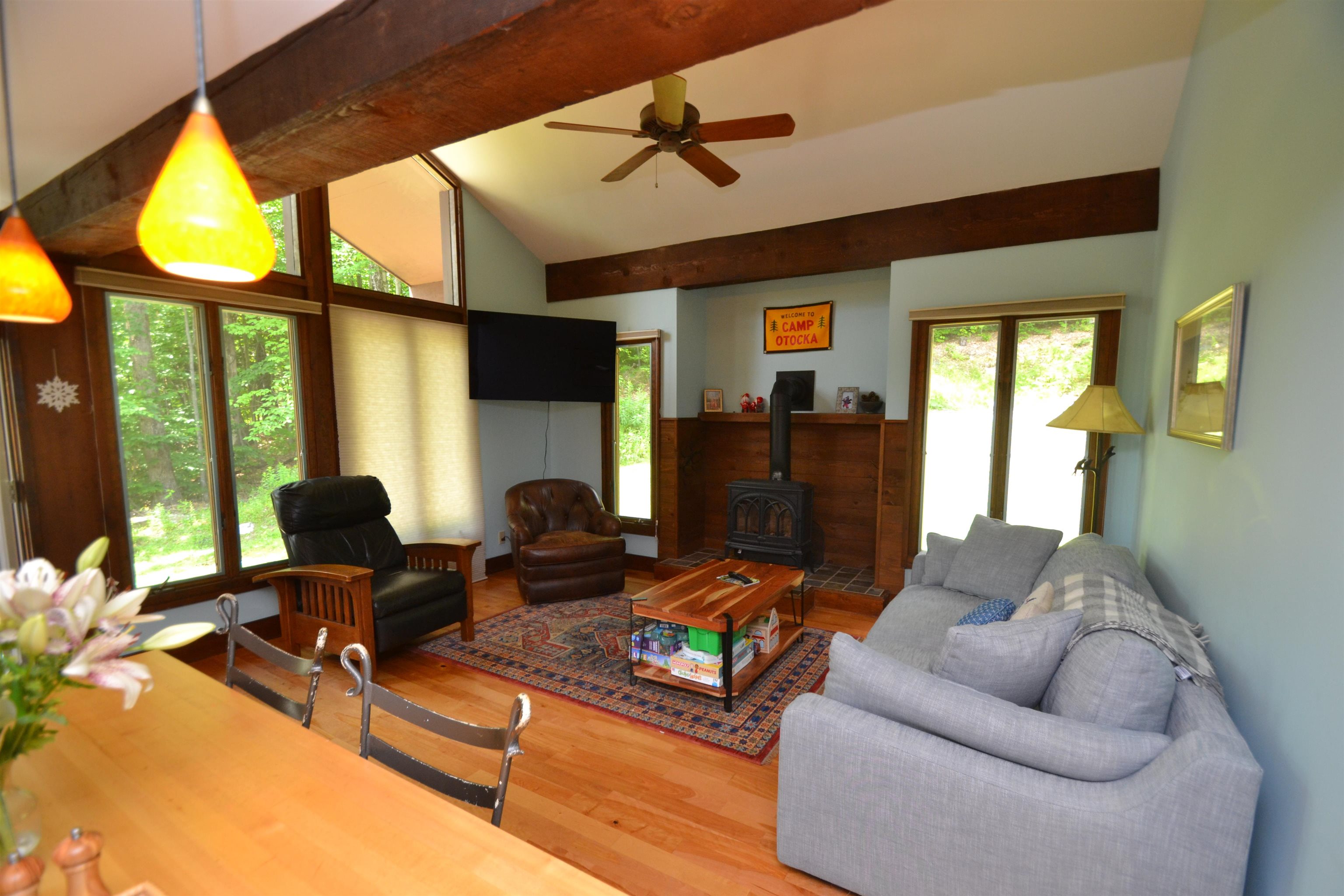 401 Village Road Property Photo 10