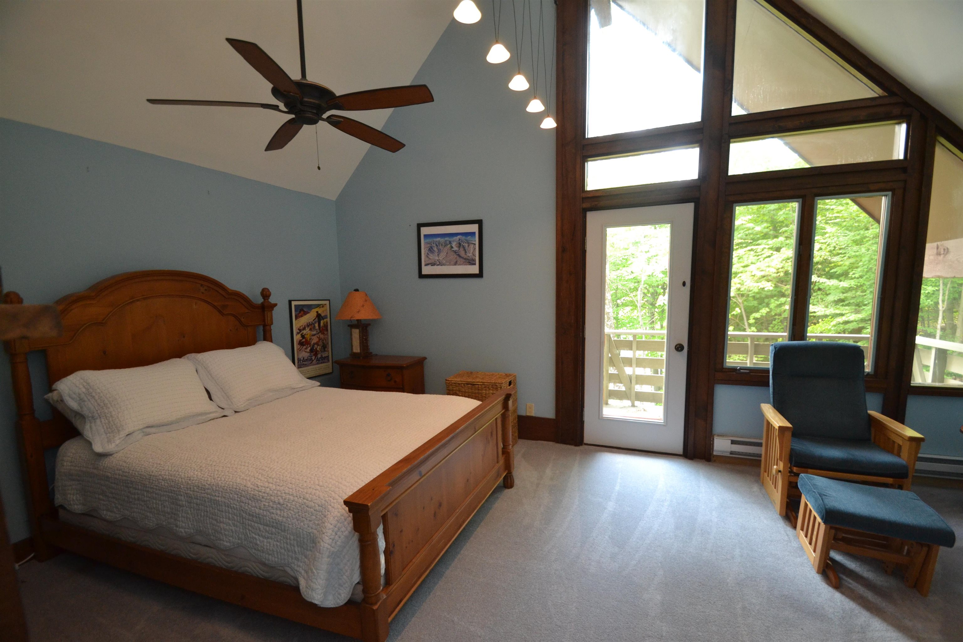 401 Village Road Property Photo 17