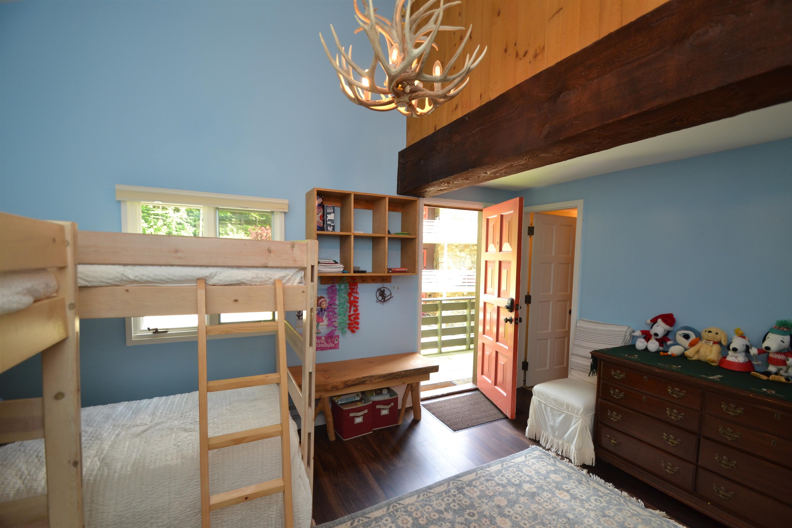 401 Village Road Property Photo 31