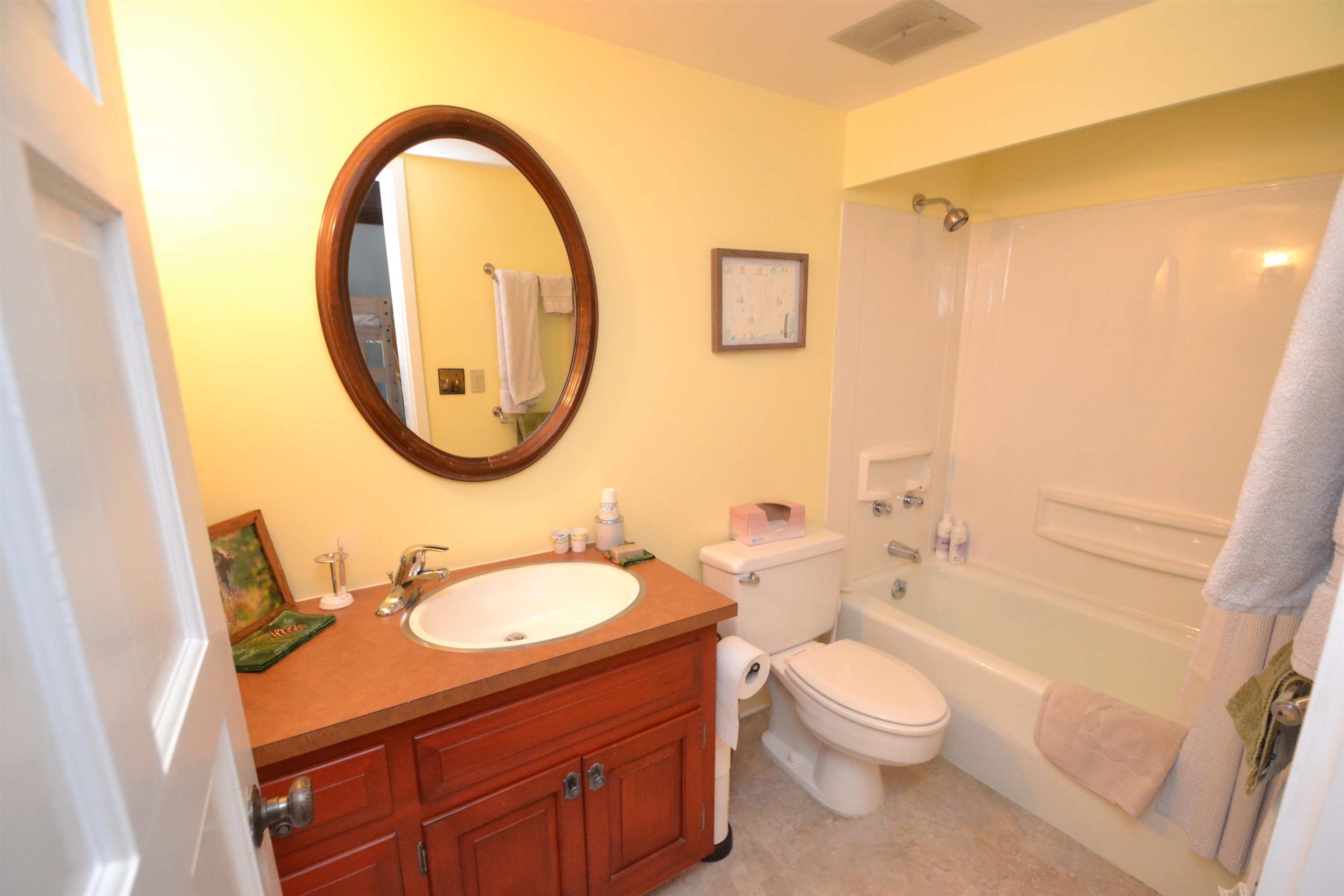 401 Village Road Property Photo 32