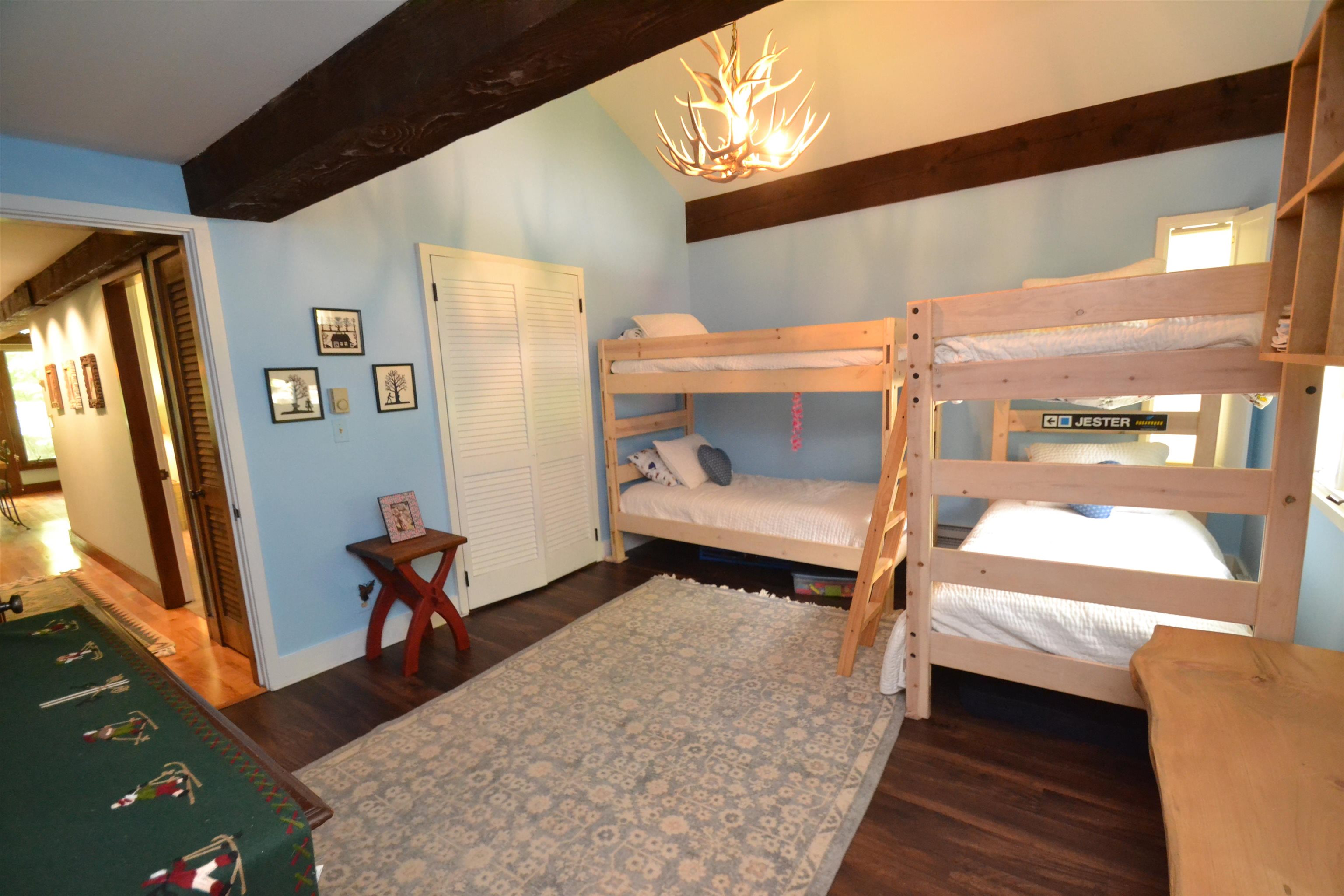 401 Village Road Property Photo 33